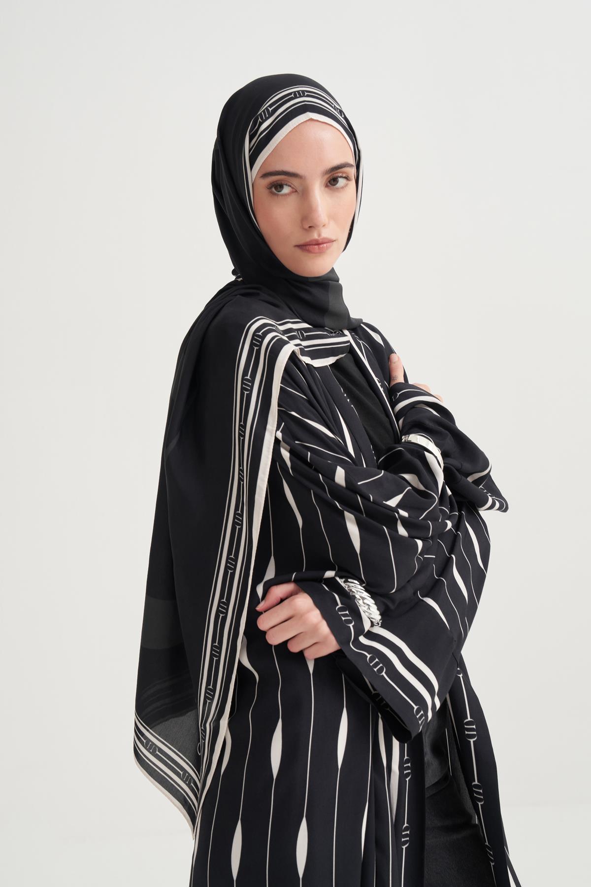 Zyra Monogram Floş Şal Siyah