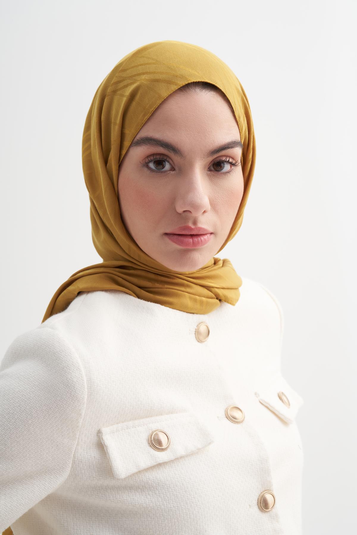 Simetrik Jakar İtalyan İpekli Şal Hardal