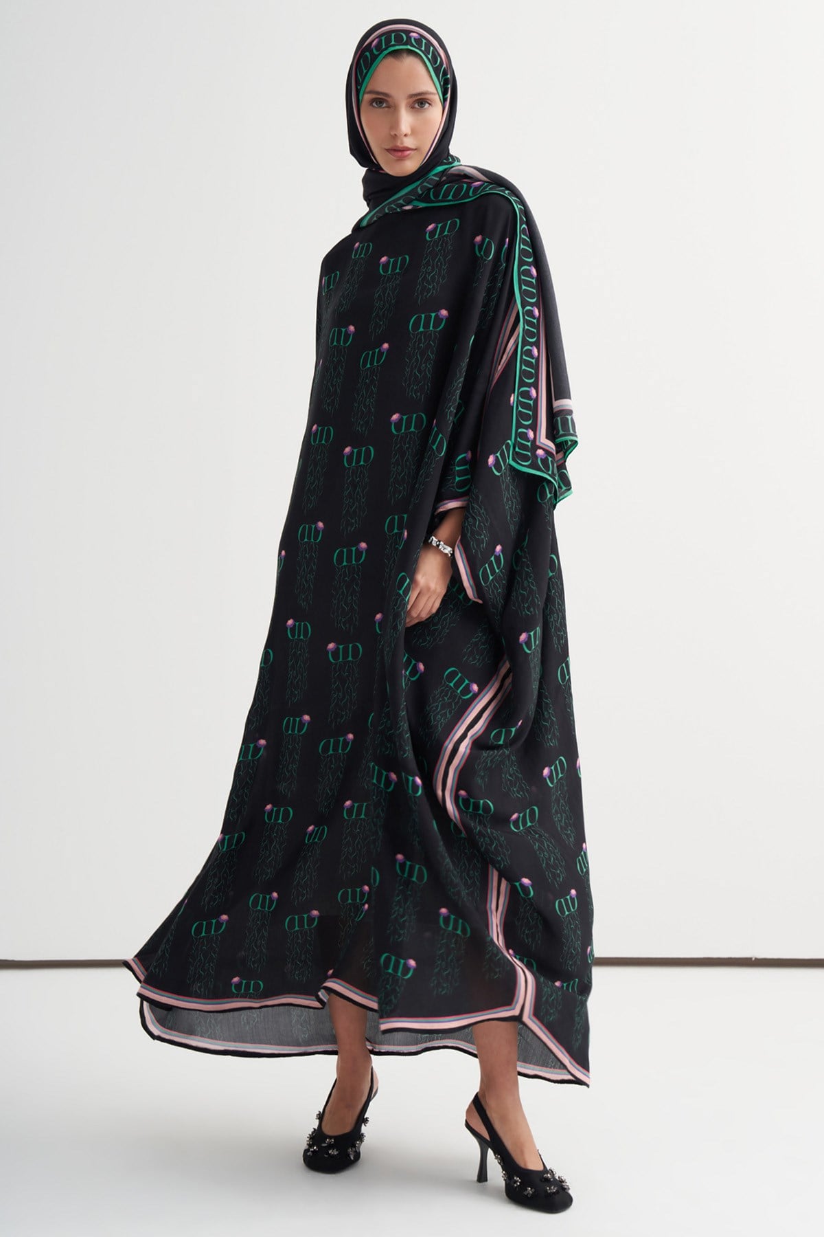 Elara Floş Kaftan Siyah