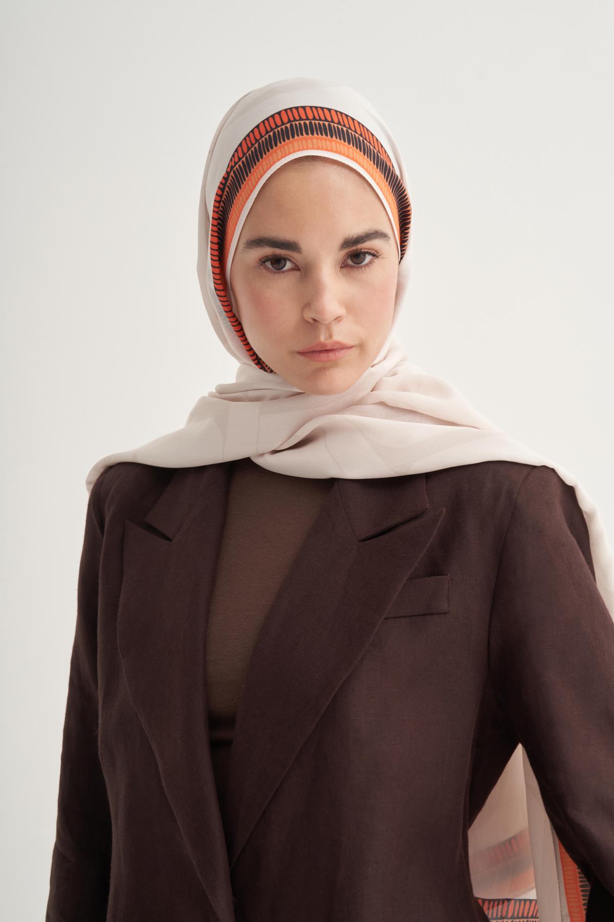 Side Monogram Floş Şal Krem