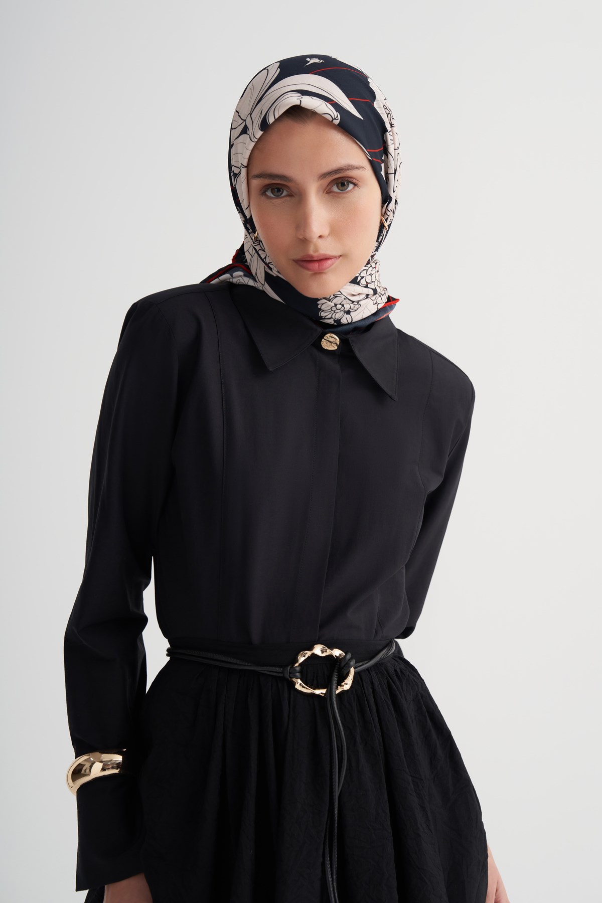 Atelier Lacivert Twill Eşarp