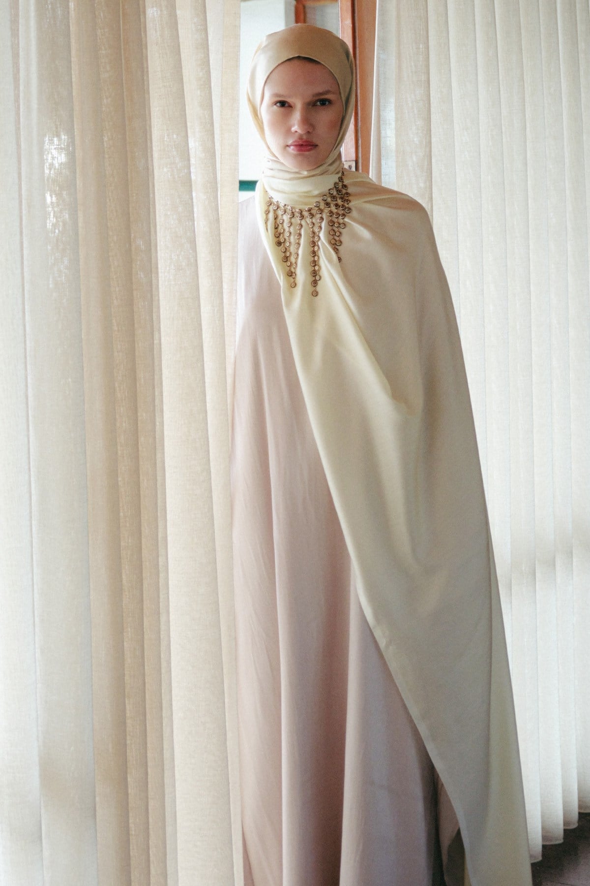 Ekru Düz İpek Şal