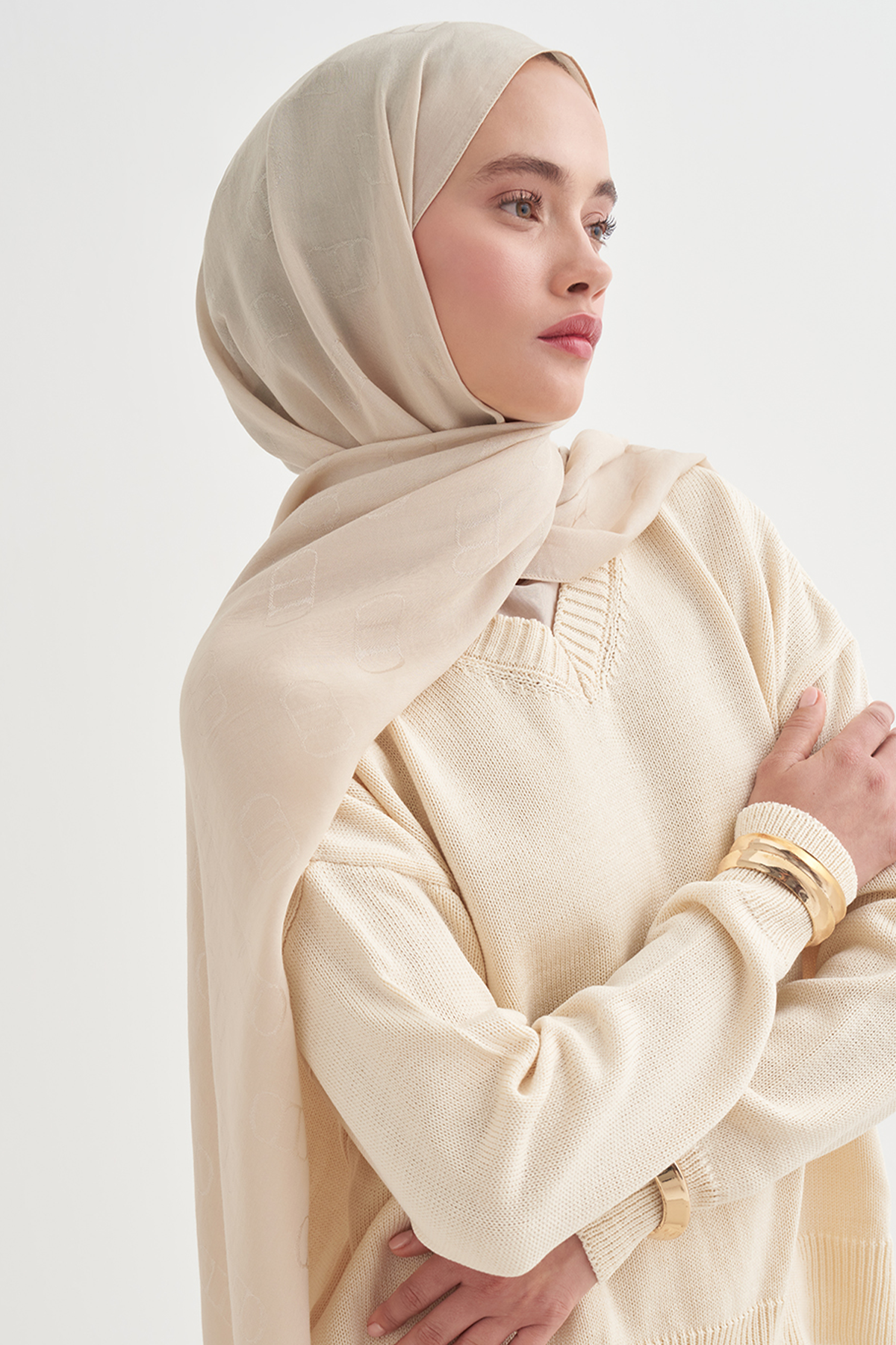 Monogram Desen Liora Pamuk Şal Bej