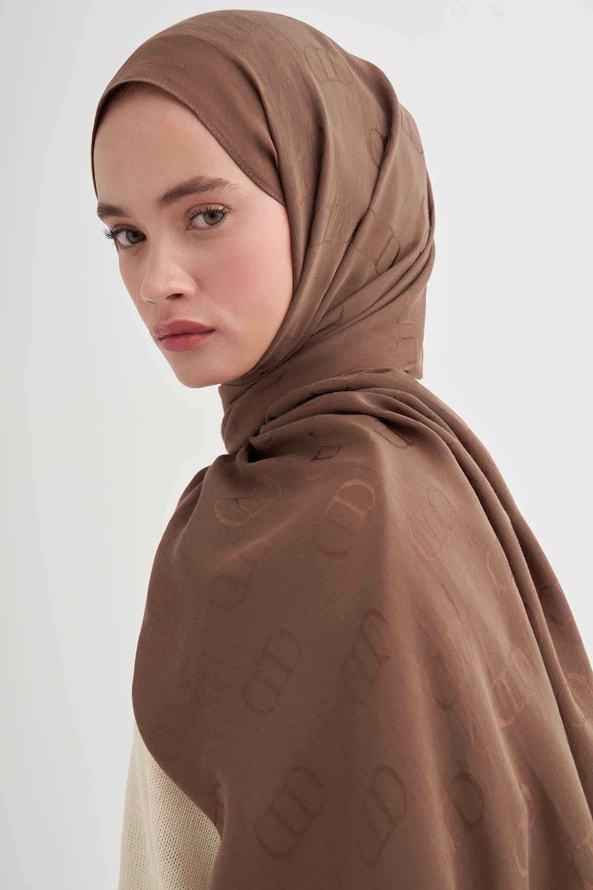 Monogram Desen Liora Pamuk Şal Toprak