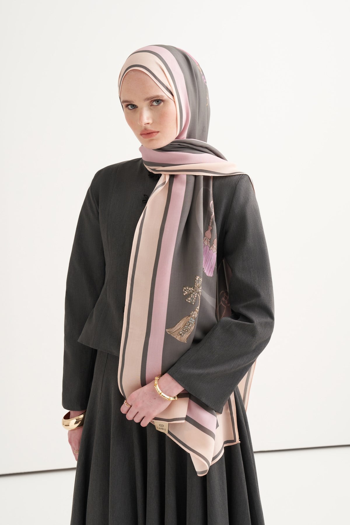 Tassel Floş Şal Antrasit