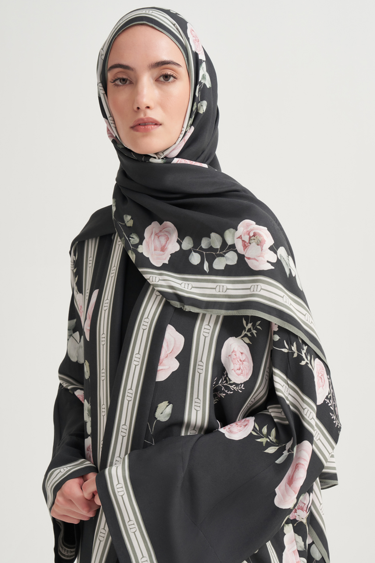 Floris Monogram Floş Şal Siyah