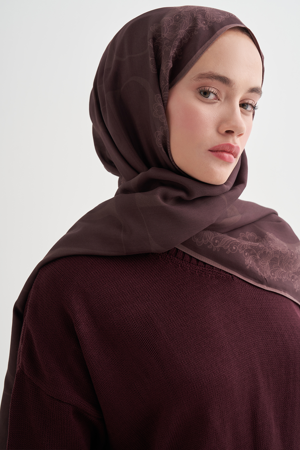 Floral Monogram Floş Şal Acı Kahve