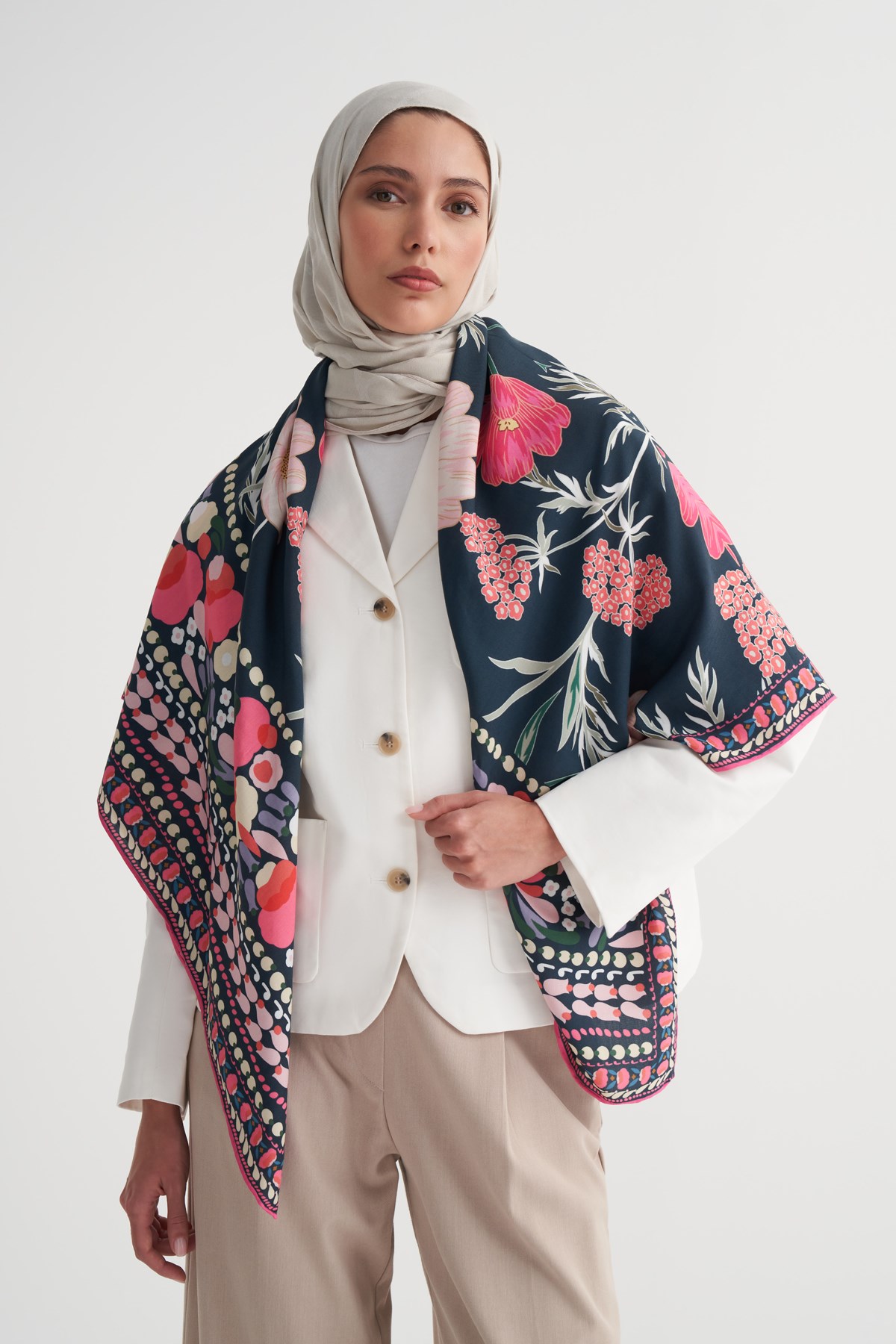 Flower Premium Omuz Şalı