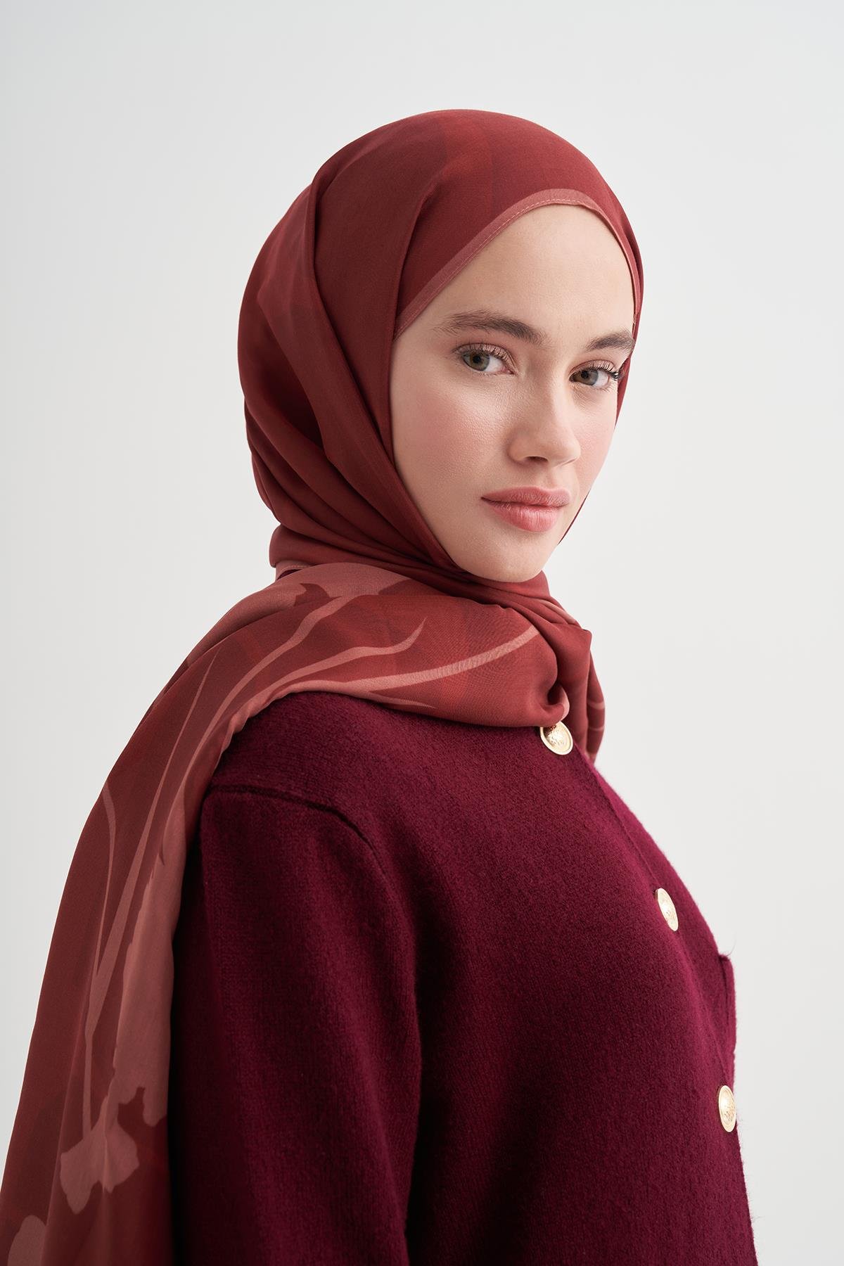 Vera Monogram Floş Şal Kızıl