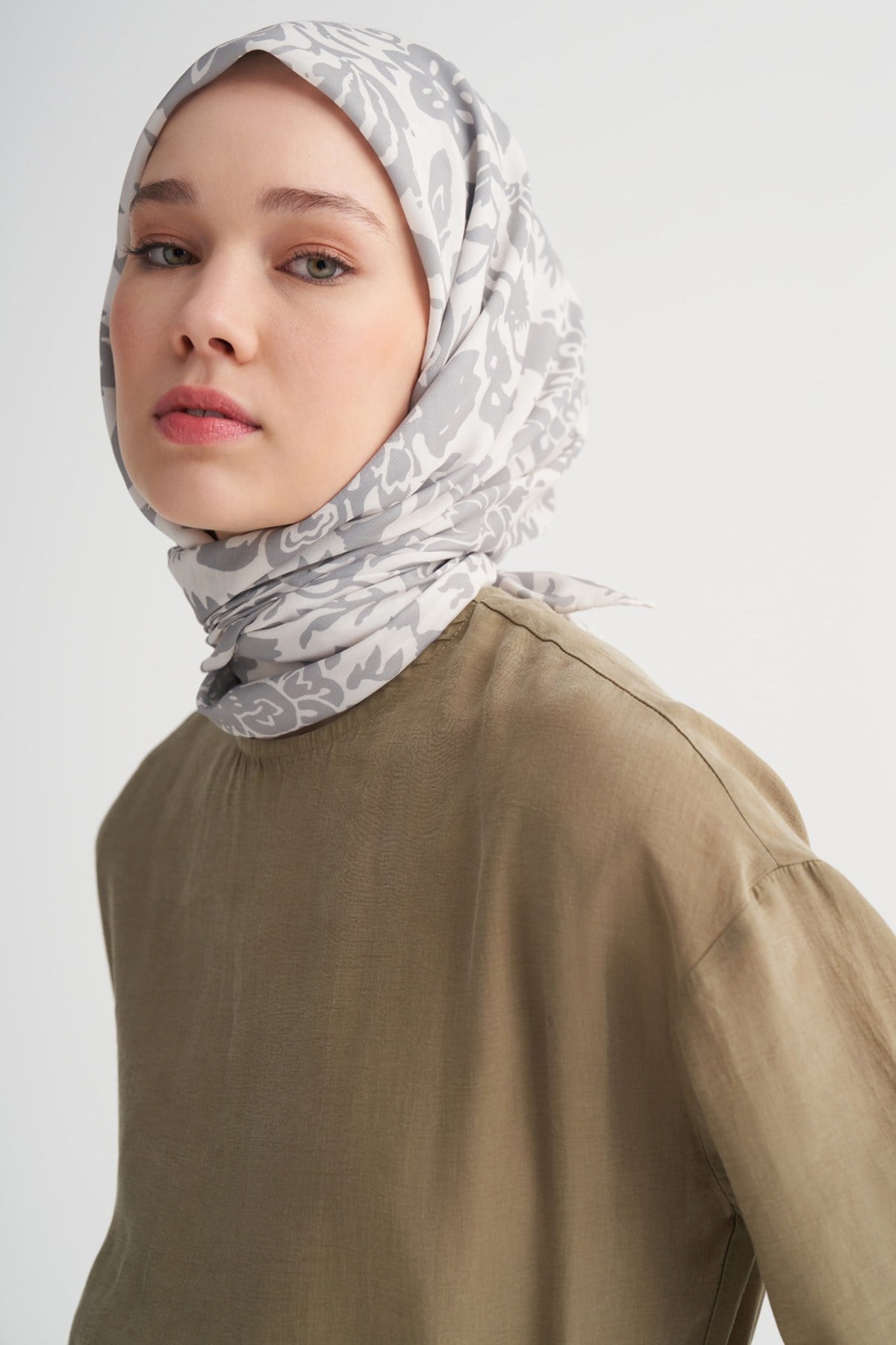 Rosea Soft Eşarp Gri