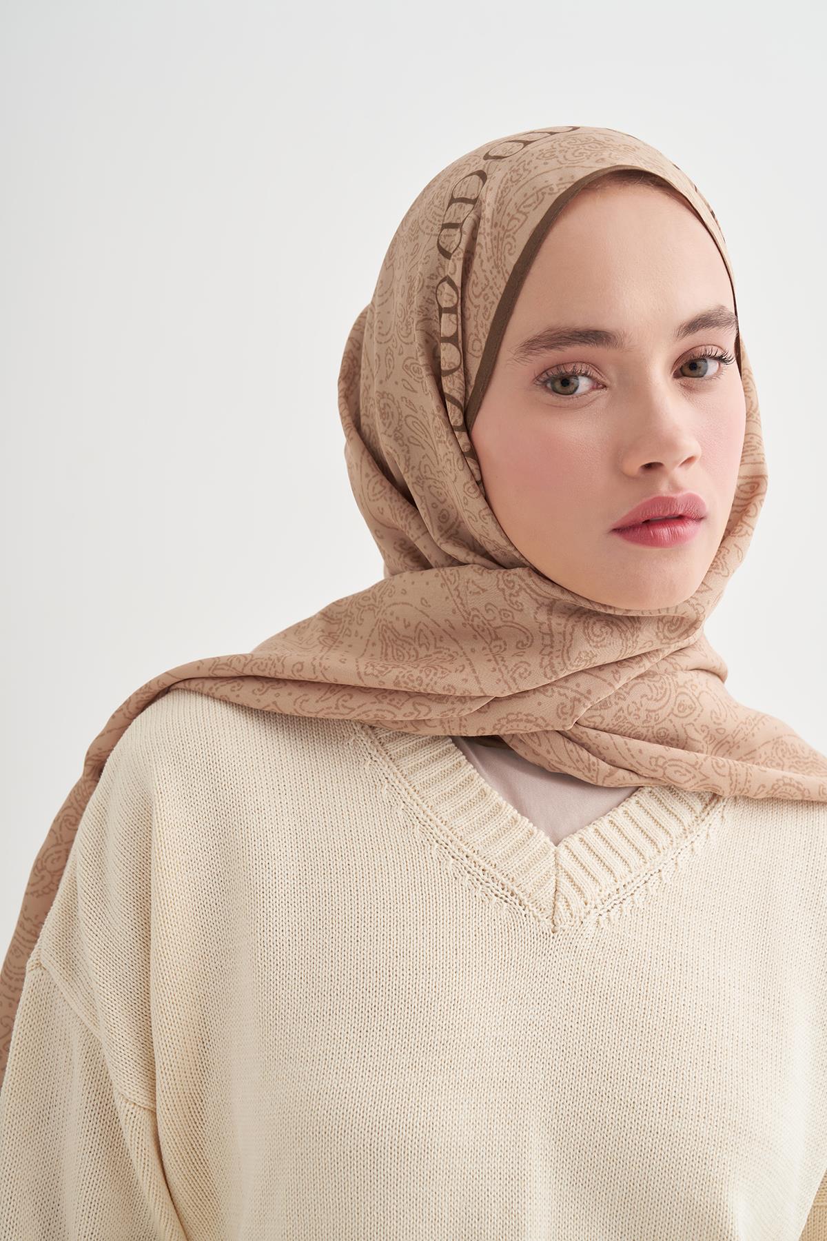 Elenora Monogram Floş Şal Sütlü Kahve