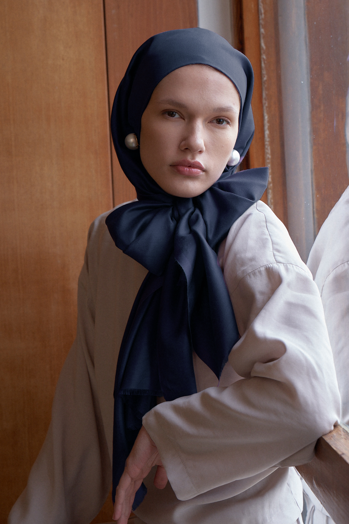 Lacivert Düz İpek Şal