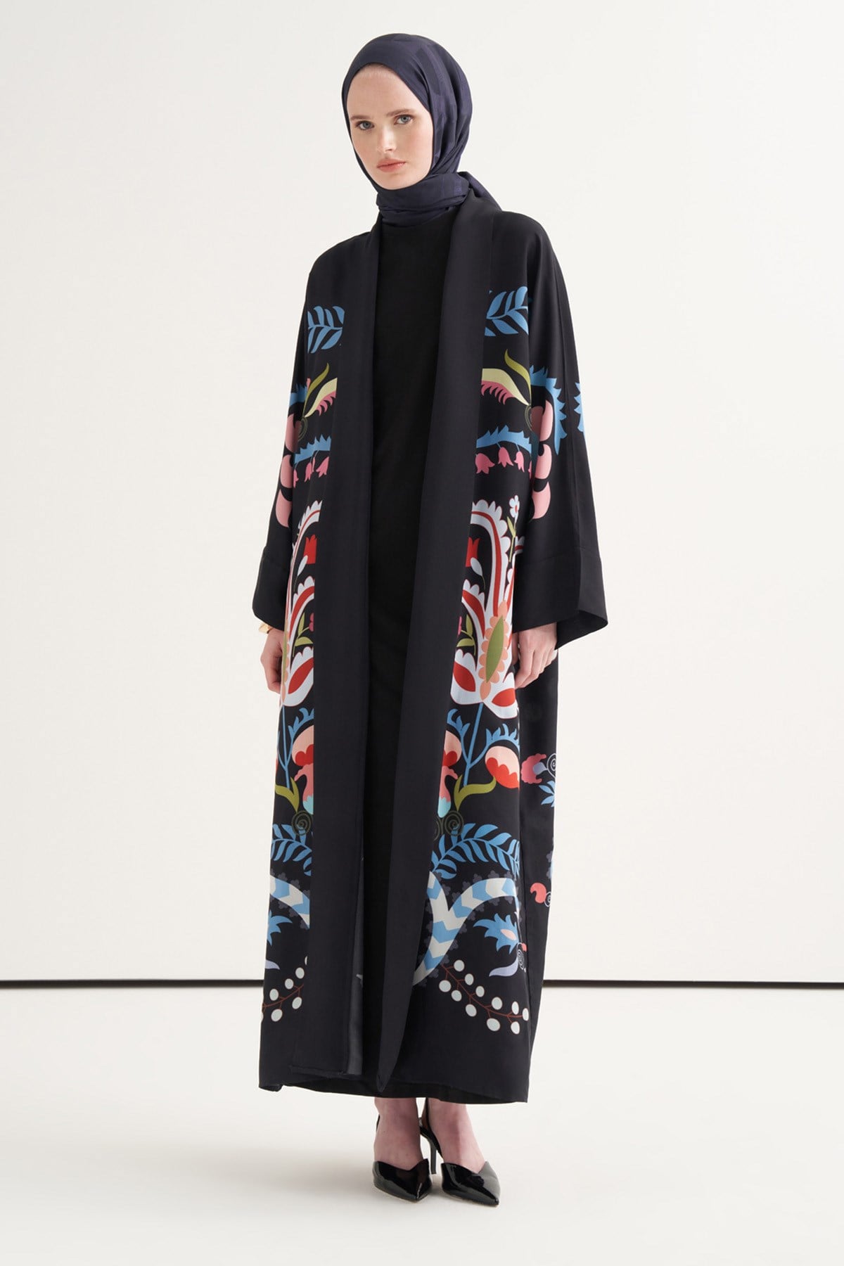 Serina Floş Abaya Siyah