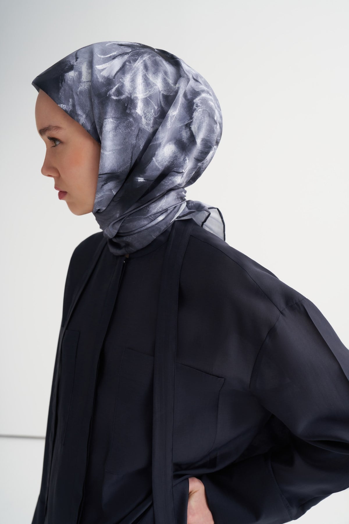 Bloomia Soft Eşarp Gri