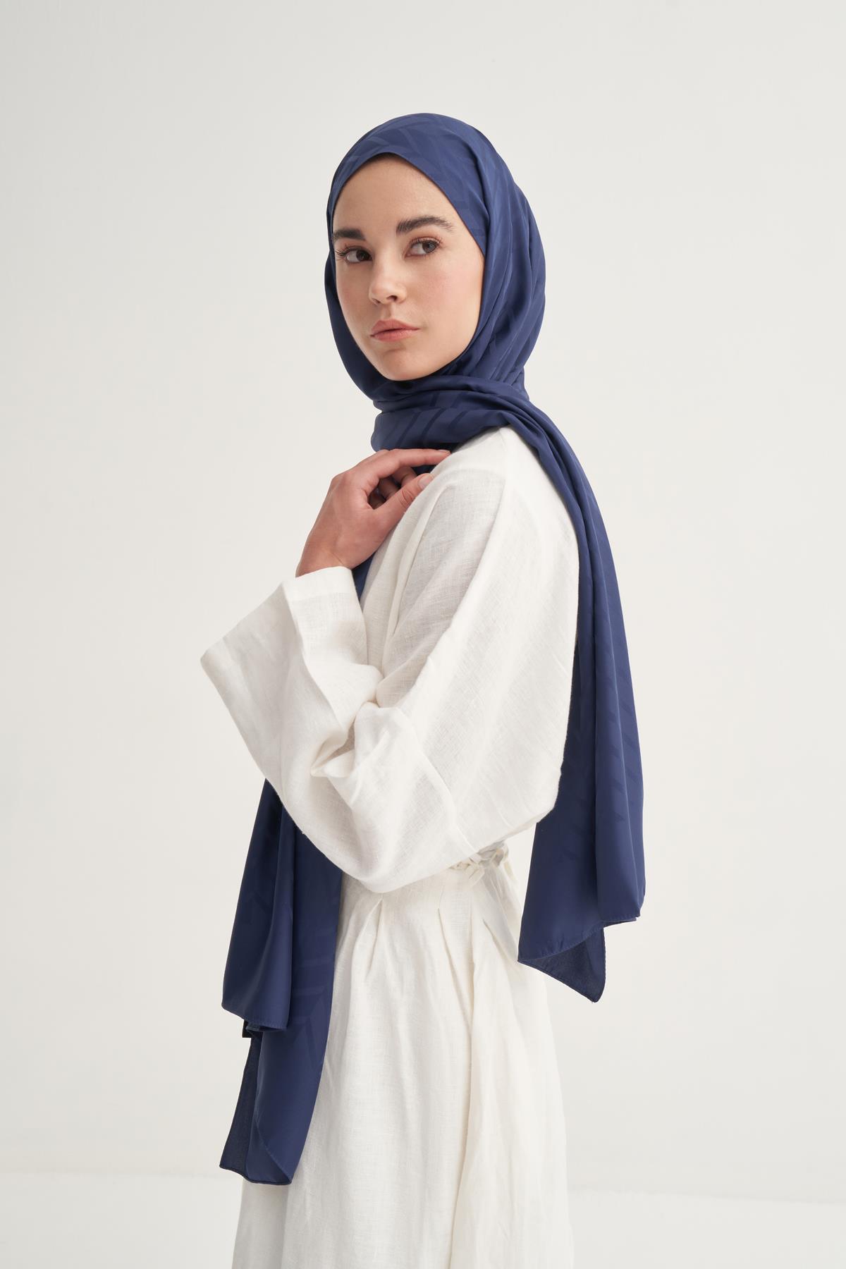 Baklava Desen Pamuk İpek Şal Lacivert