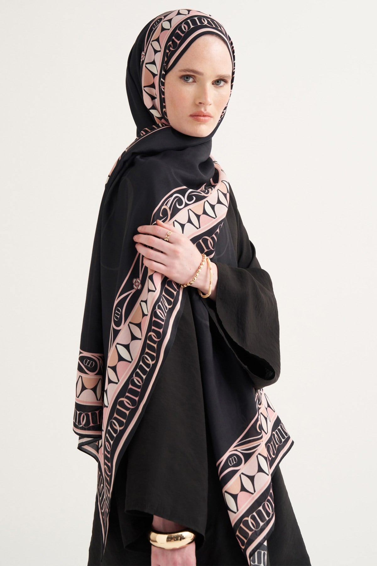 Sabrine Floş Şal Siyah