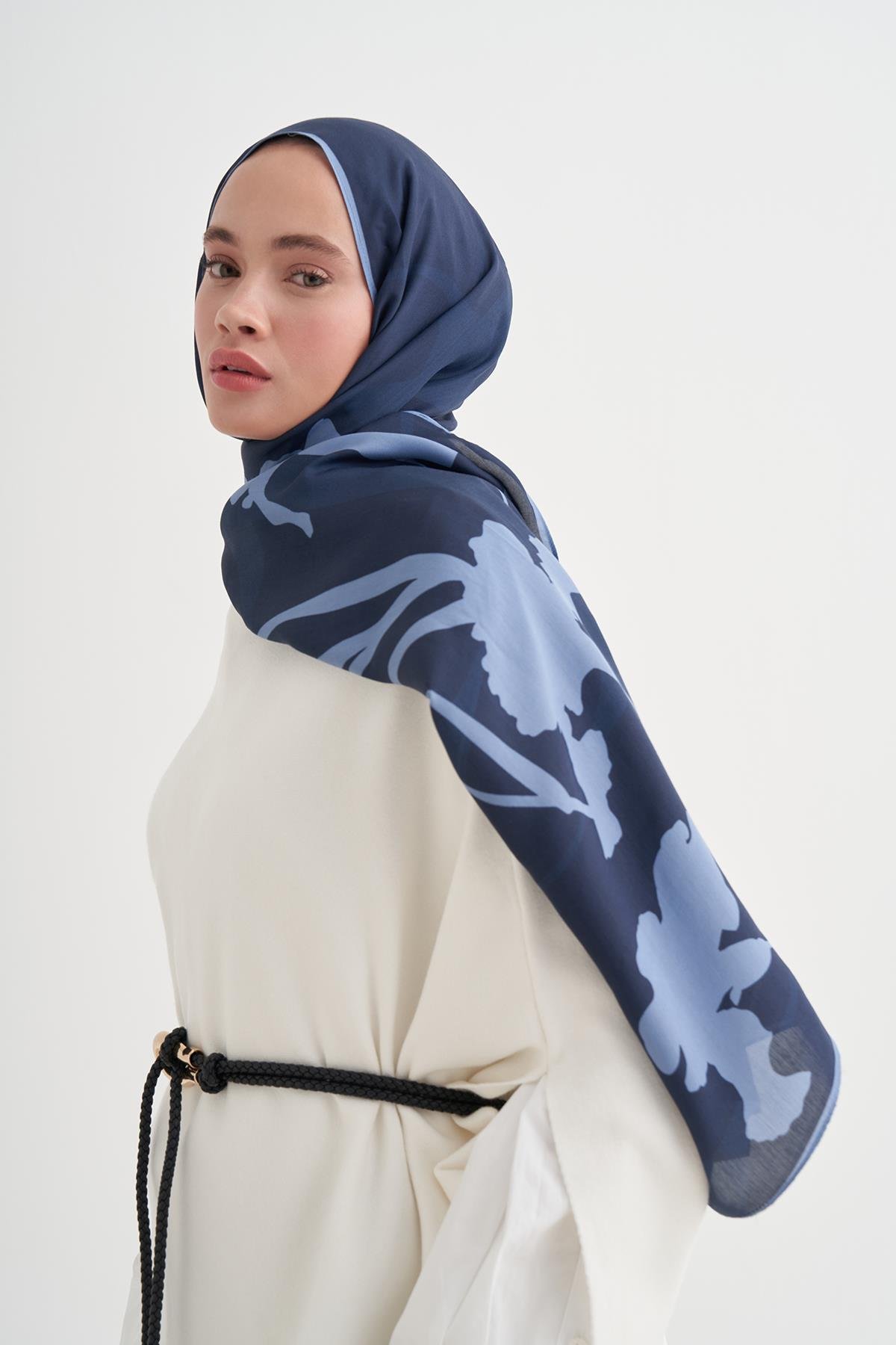 Vera Monogram Floş Şal Koyu Lacivert