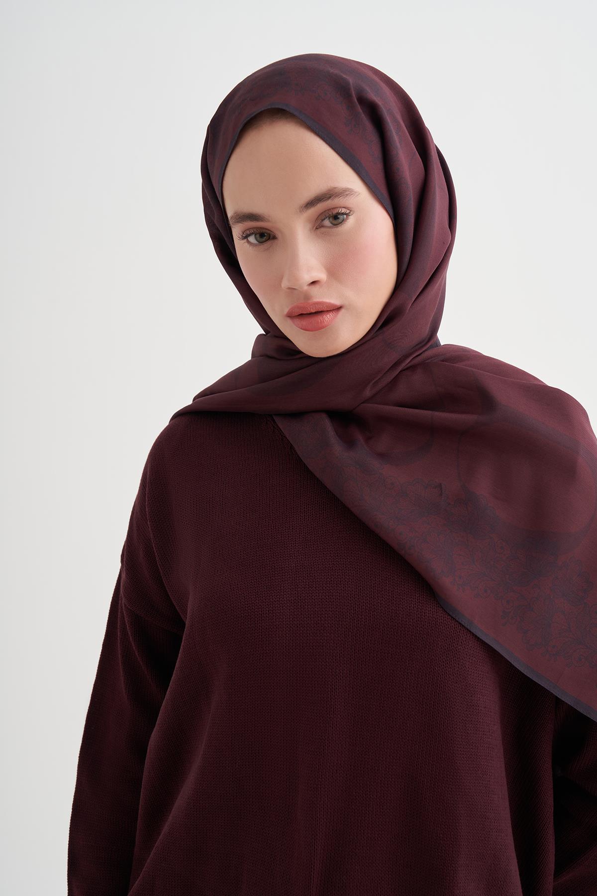 Floral Monogram Floş Şal Mürdüm