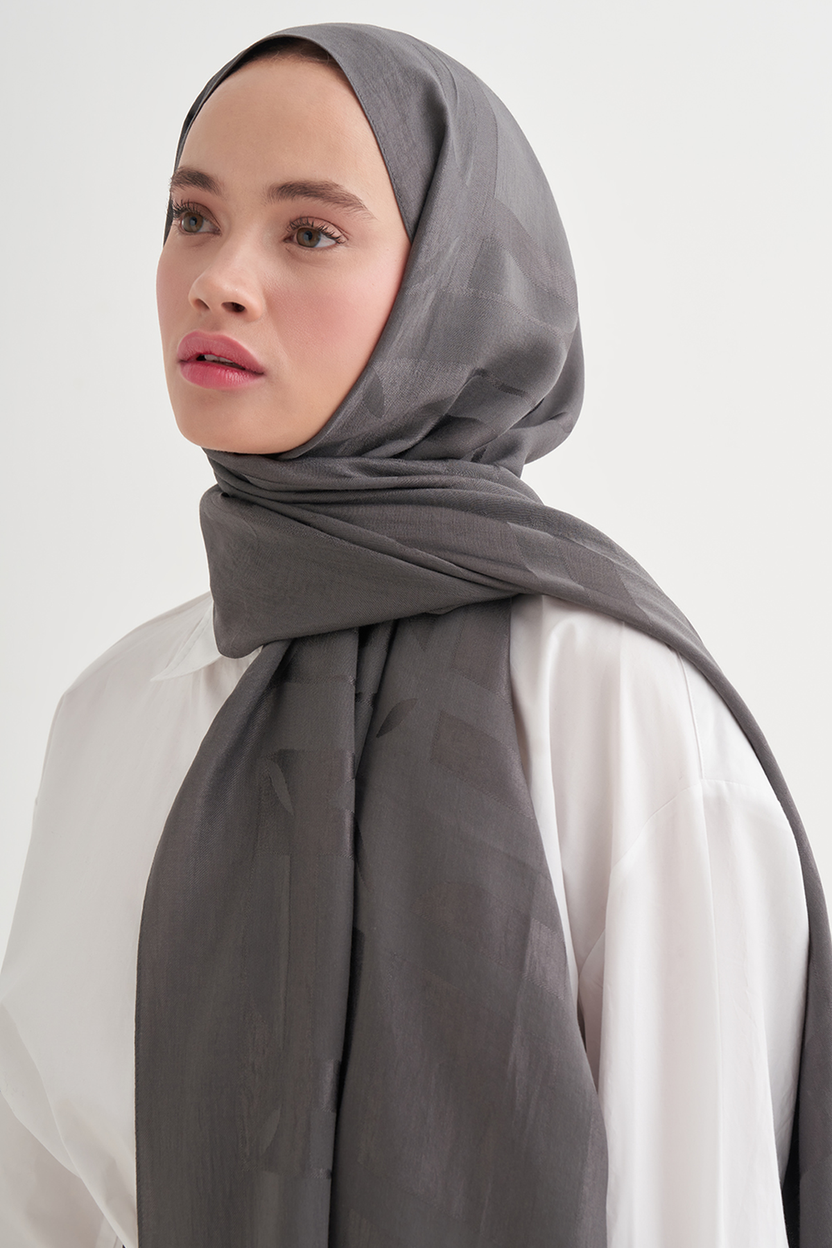 Geometrik Desen Liora Pamuk Şal Antrasit