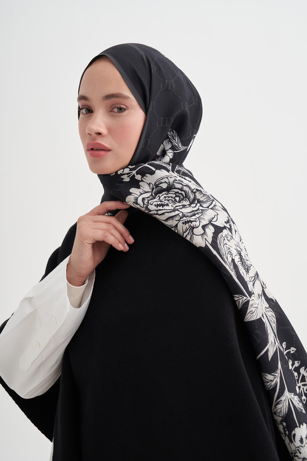 Floriva Monogram Floş Şal Siyah