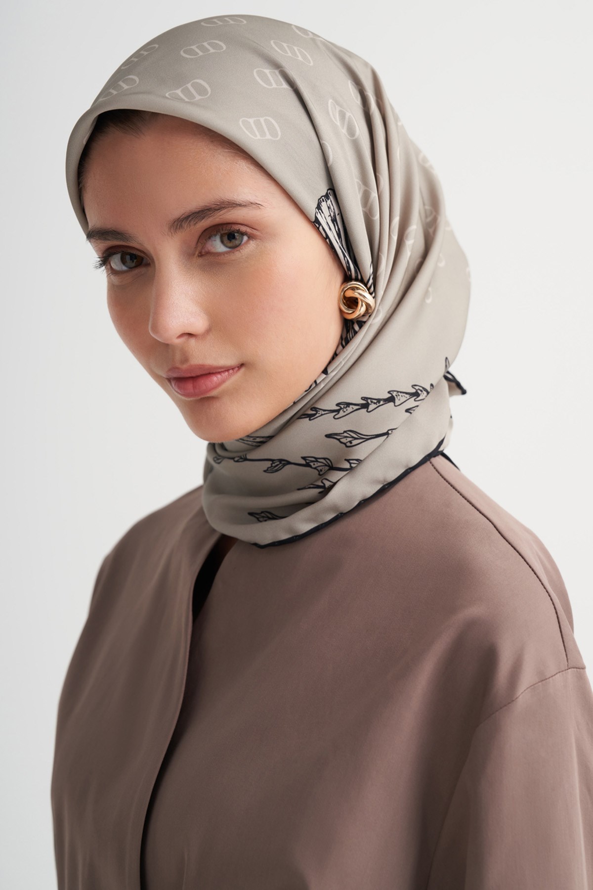 Marina Gri Twill Eşarp