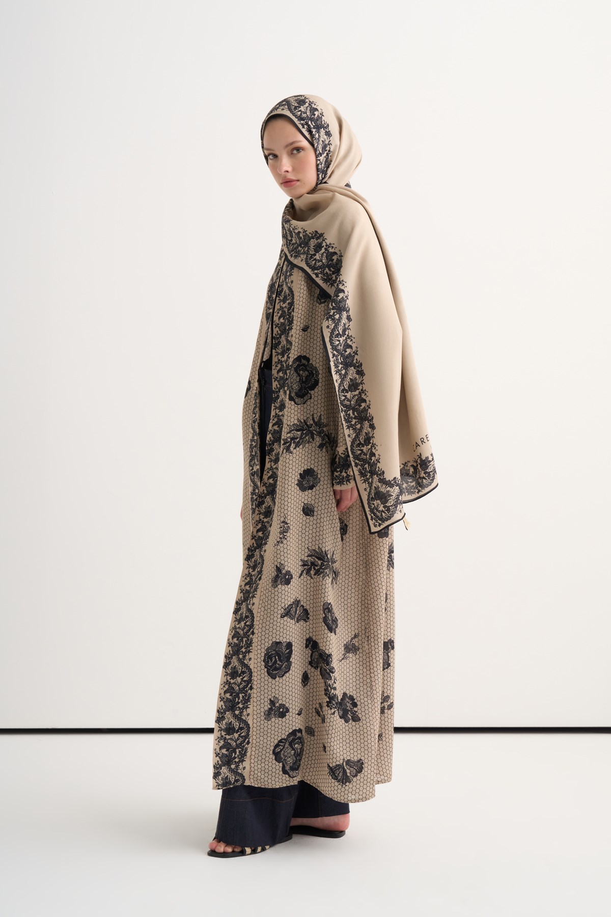 Floral Floş Abaya Vizon