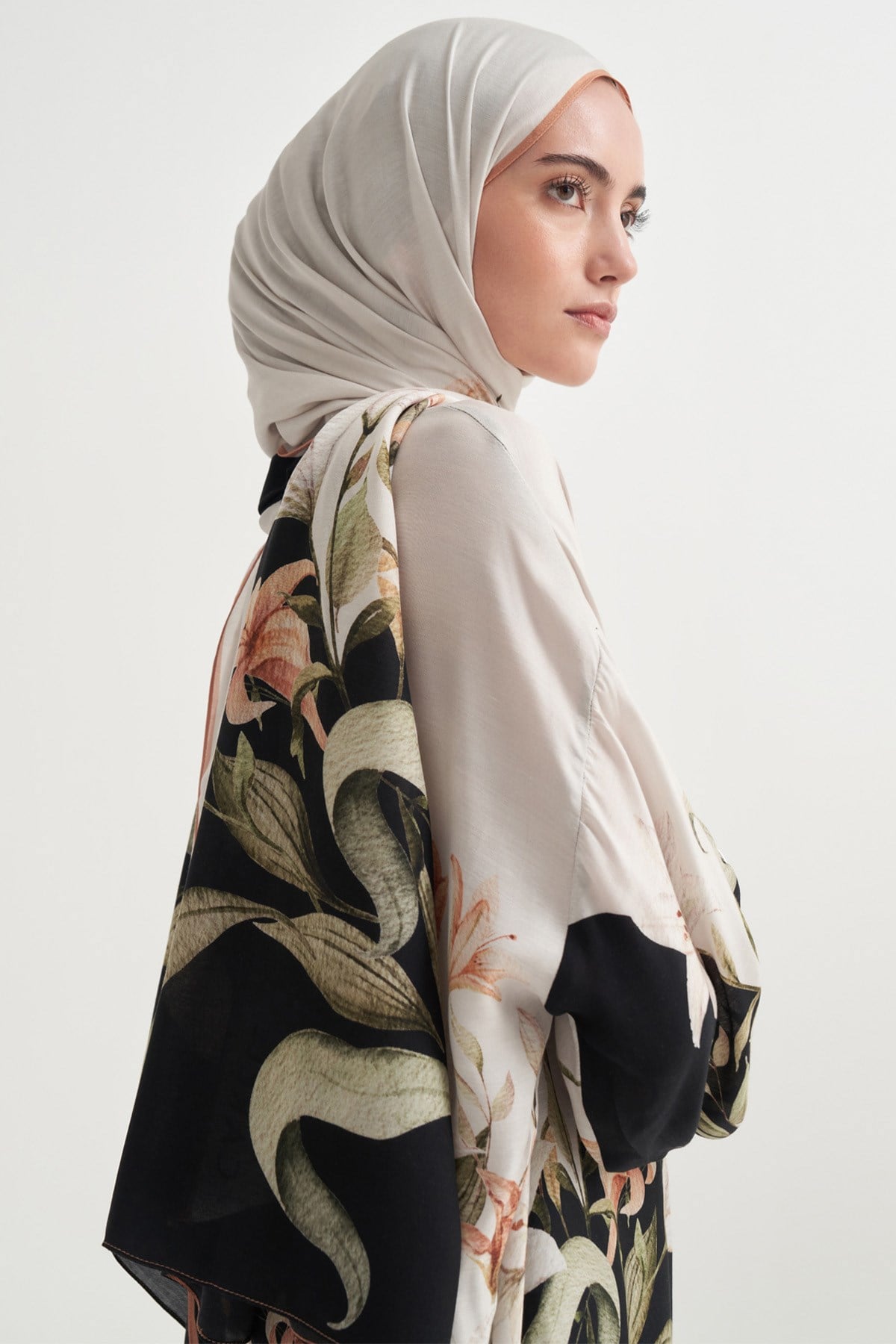 Eli Floral Floş Şal Siyah