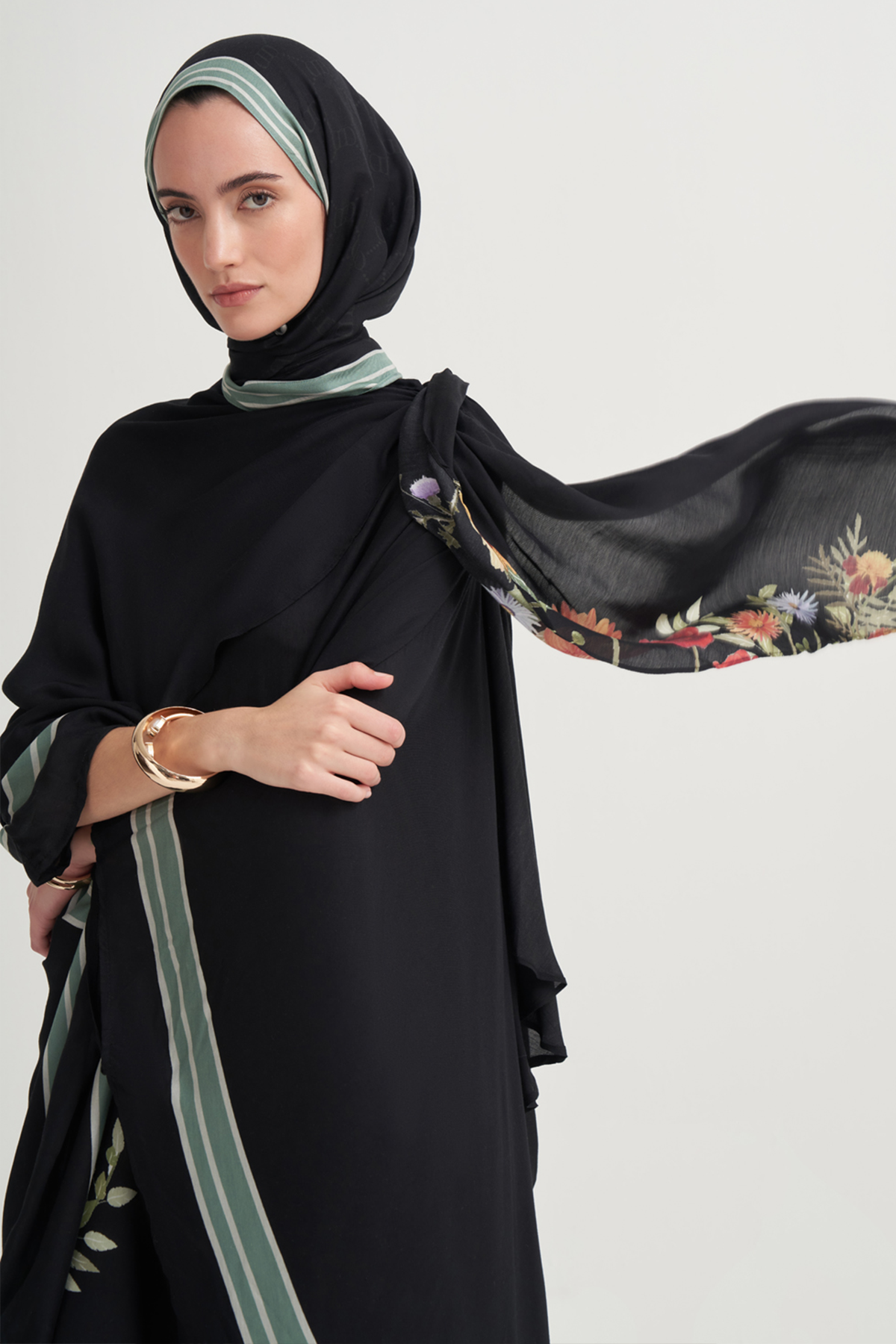 Mirya İncira Viskon Şal Siyah