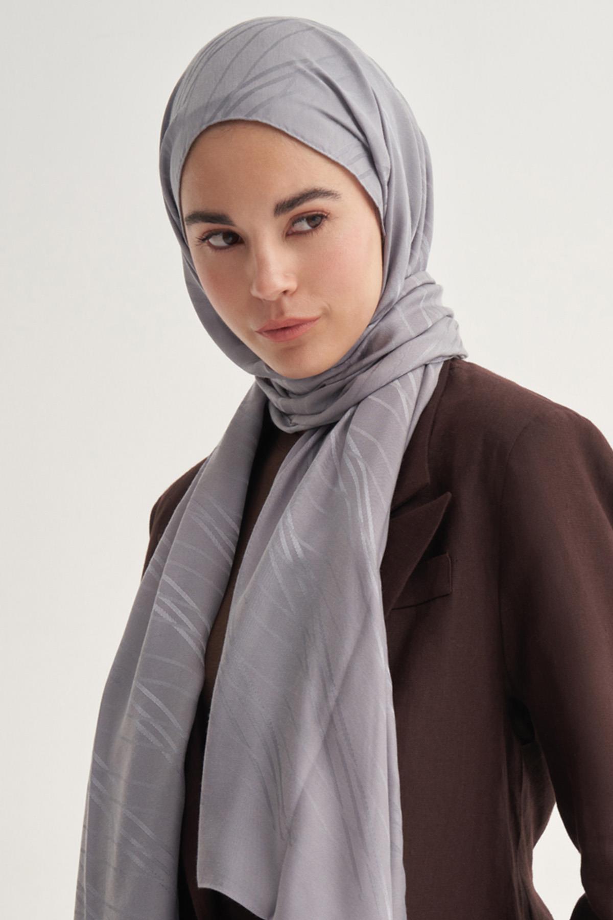 Simetrik Jakar İtalyan İpekli Şal Silver Gri