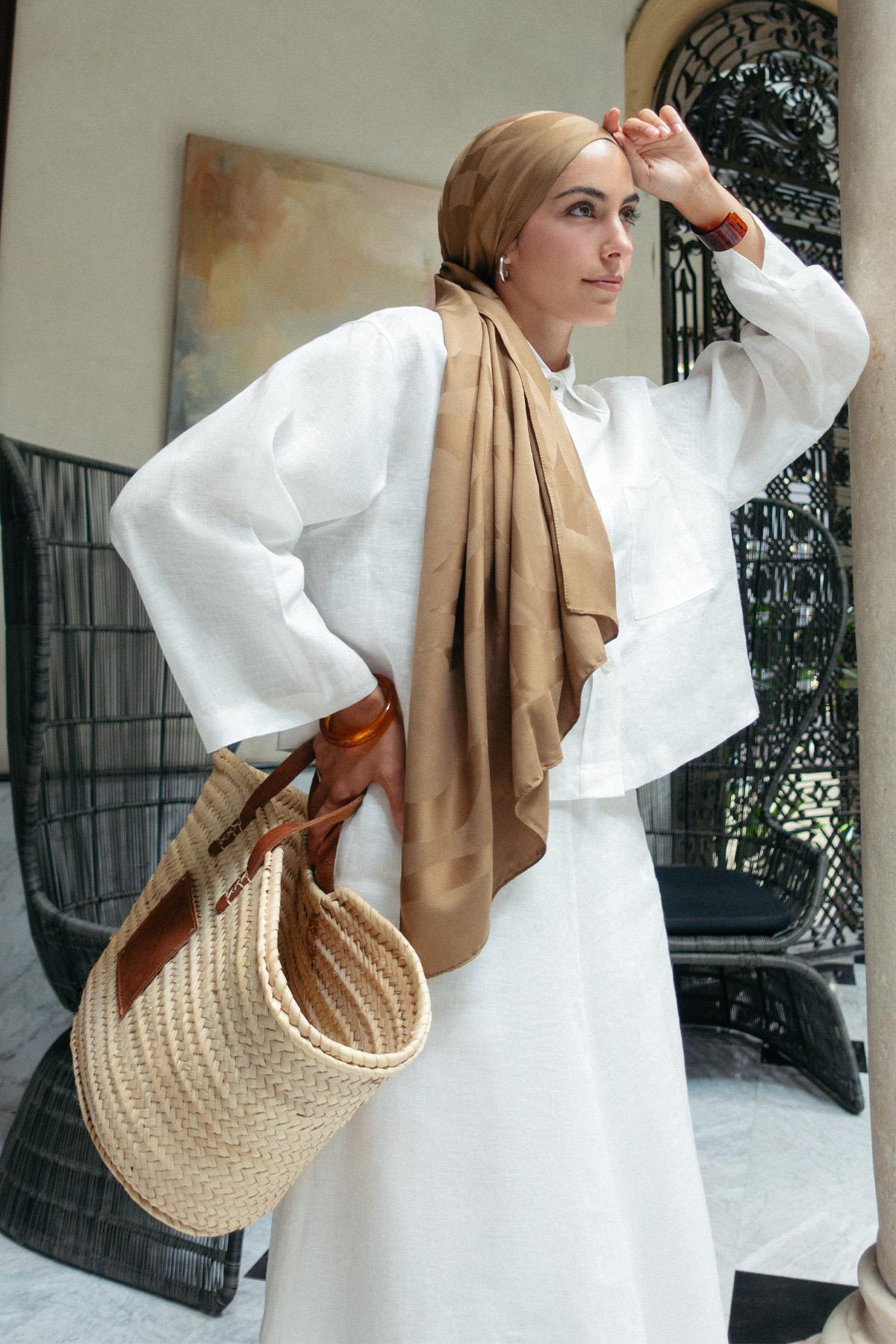 C Desen Monogram Pamuk İpek Şal Gold