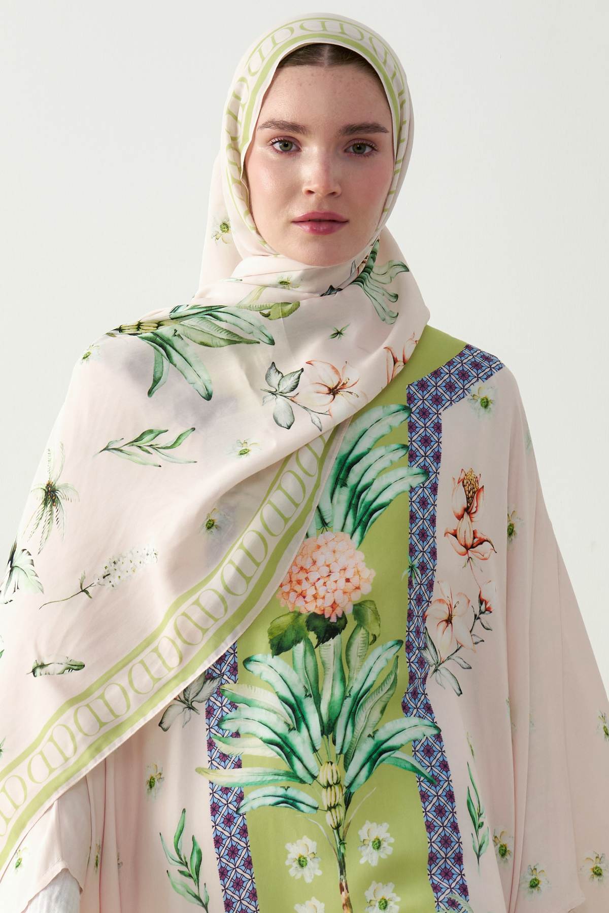 Lunara Monogram Floş Şal Pudra