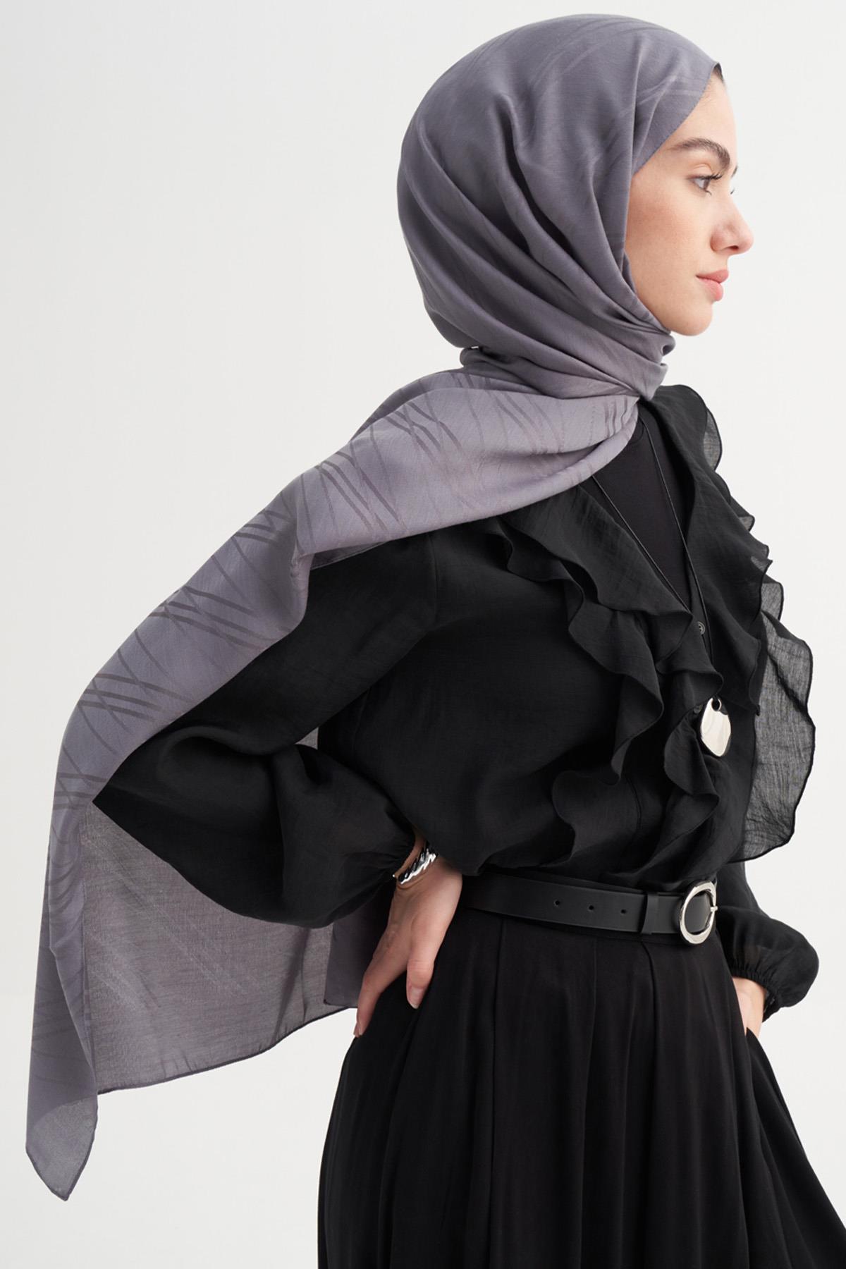 Simetrik Jakar İtalyan İpekli Şal Gri