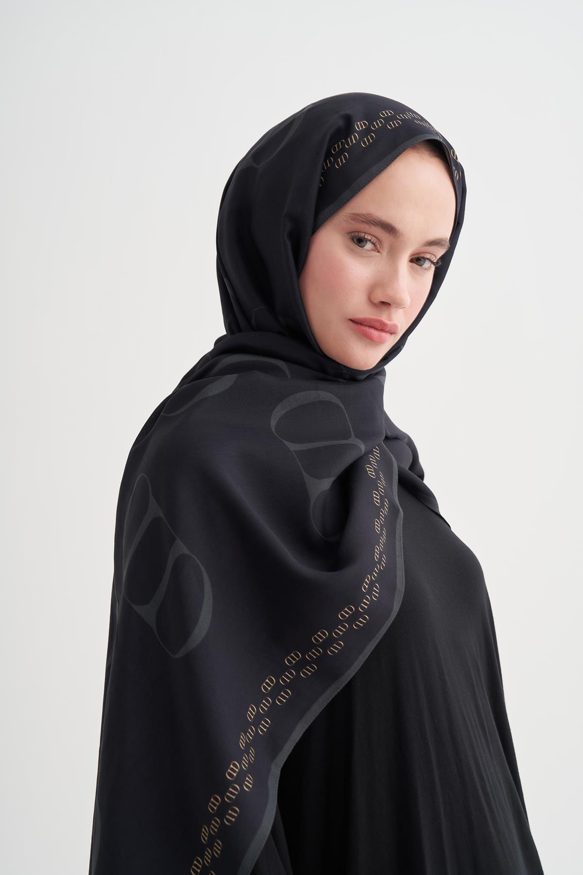 Elegance Monogram Floş Şal Siyah
