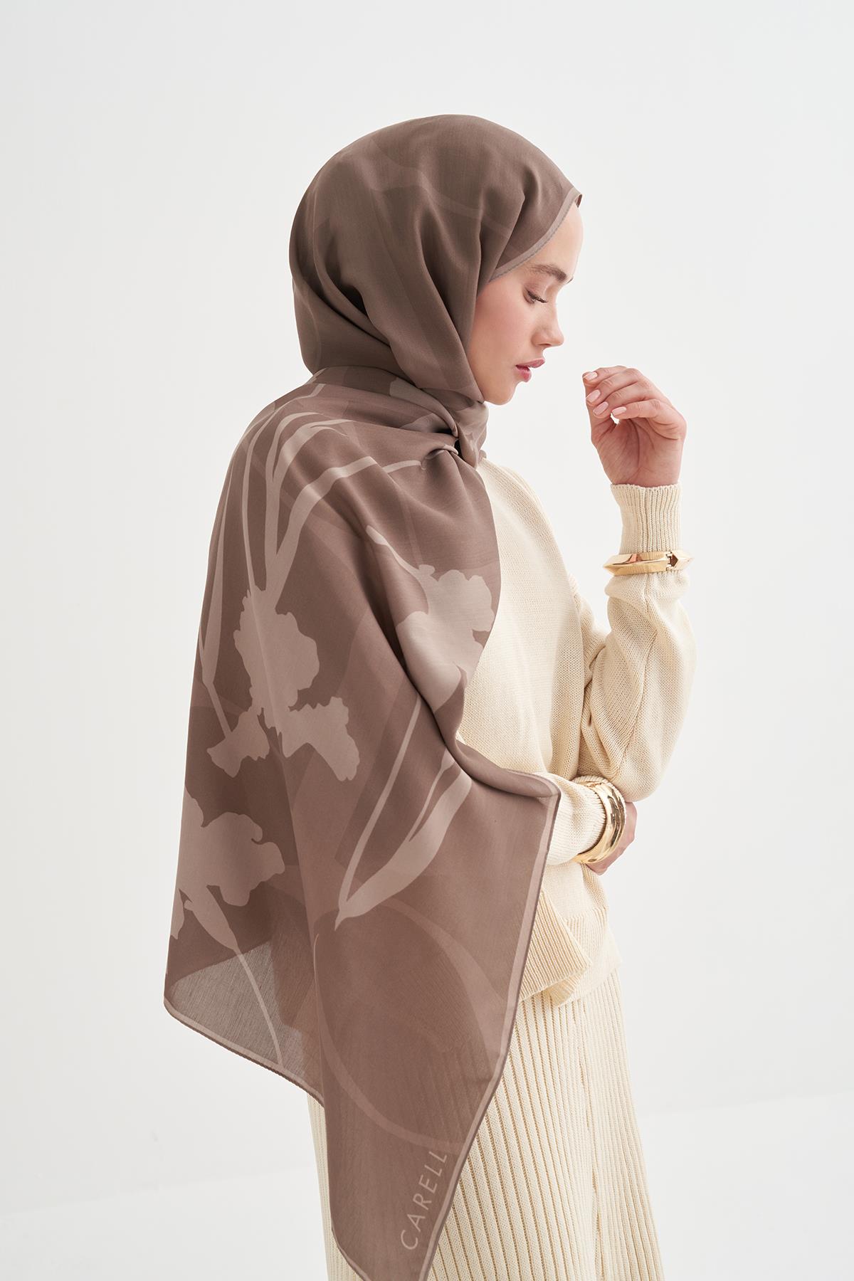 Vera Monogram Floş Şal Sütlü Kahve