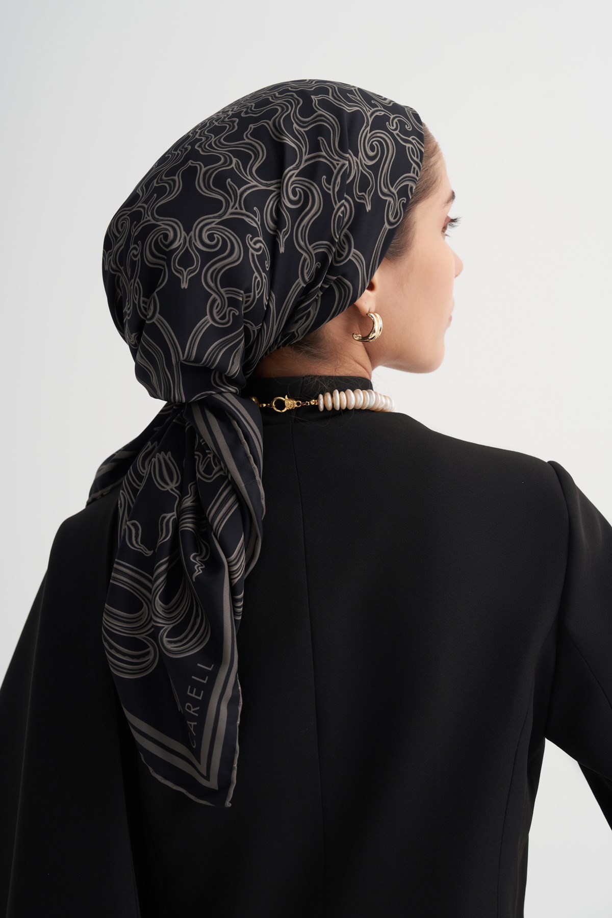 Serena Siyah Twill Eşarp