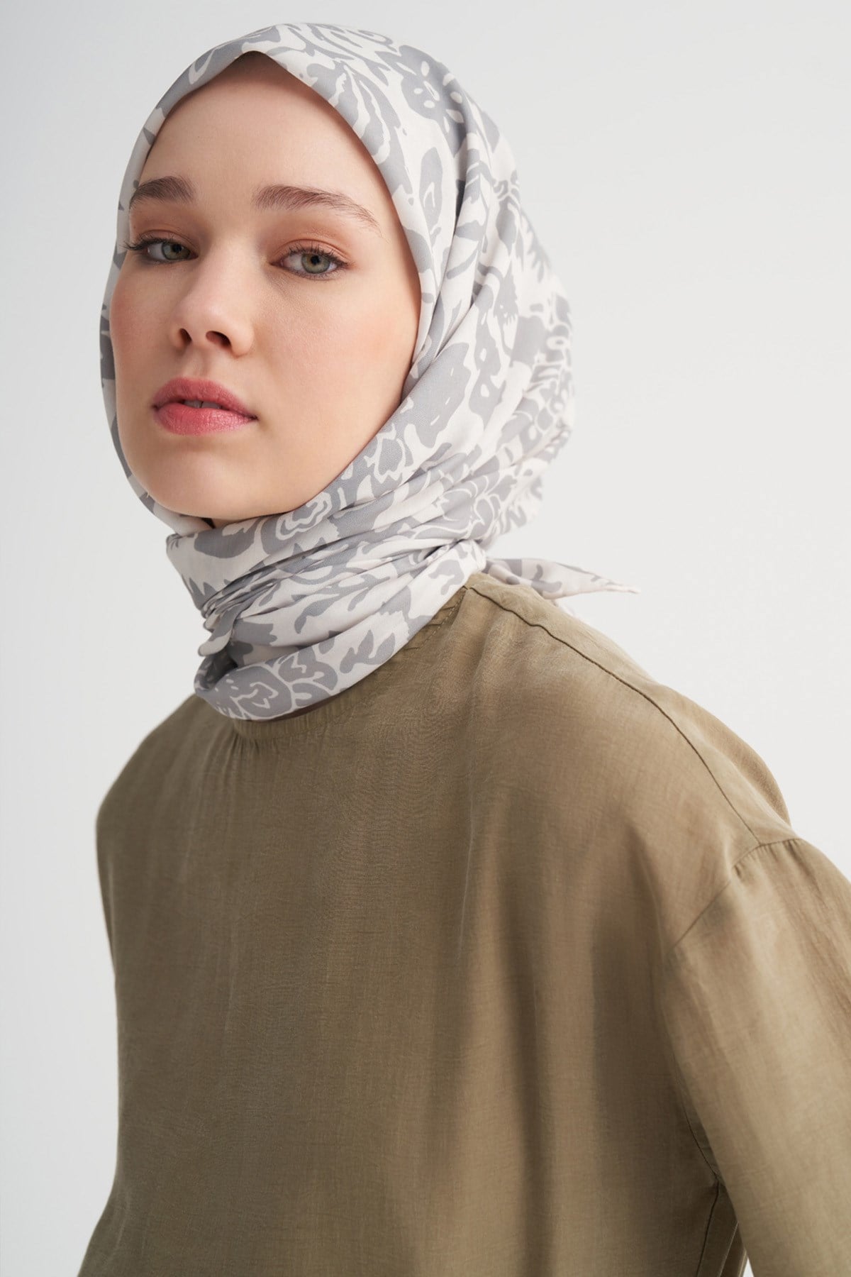 Rosea Soft Eşarp Gri