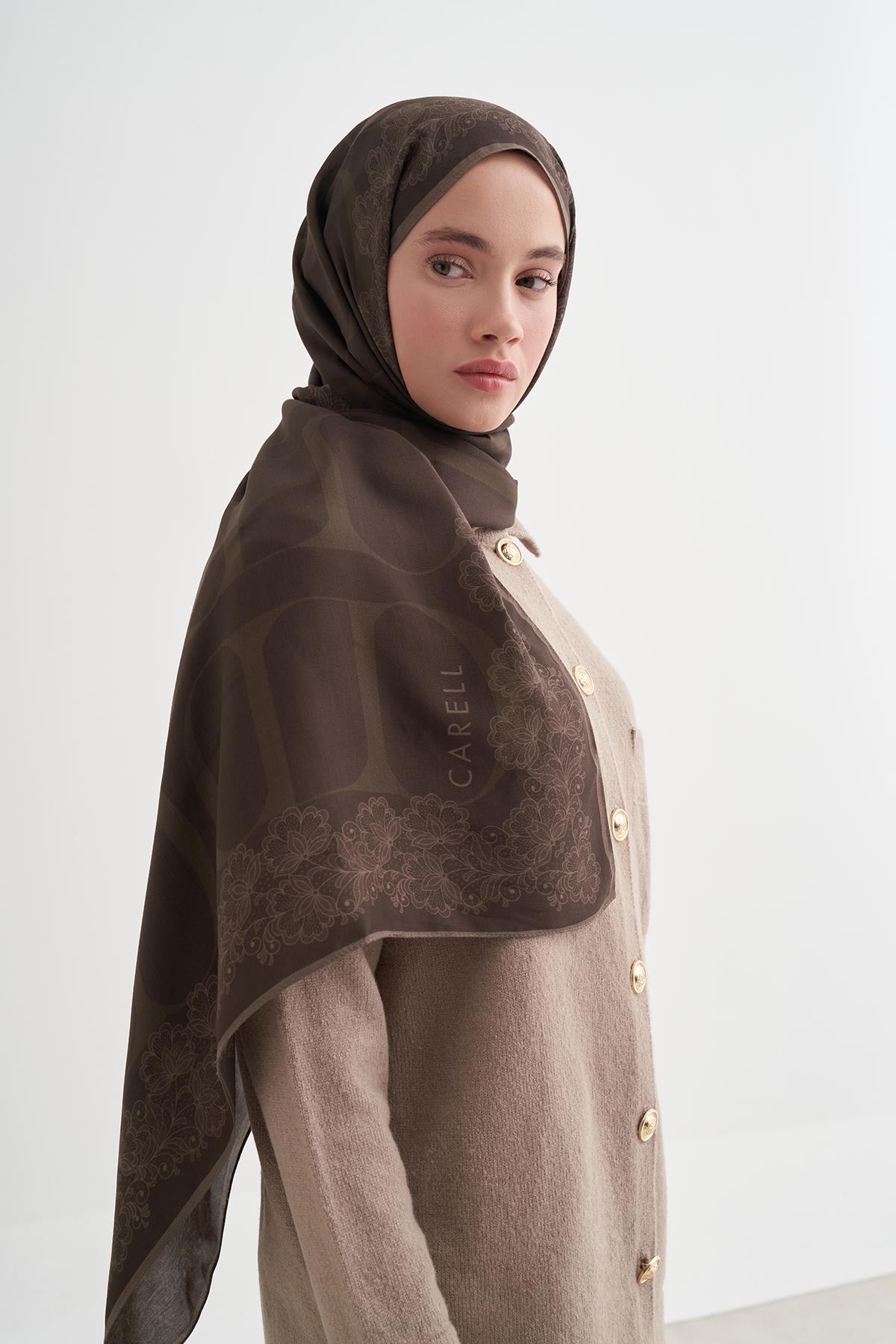 Floral Monogram Floş Şal Soft Kahve