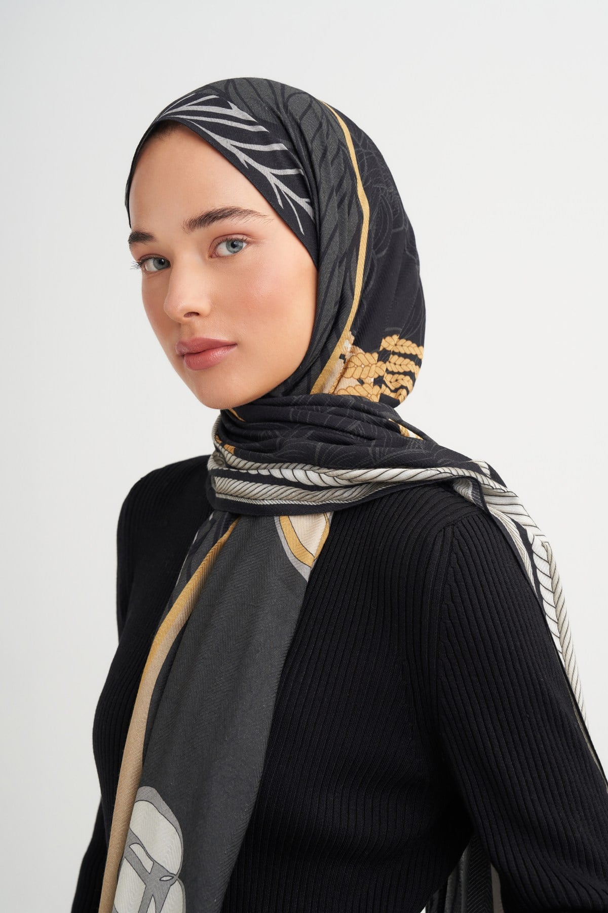 Deco Desen Reniva Tensel Şal Siyah
