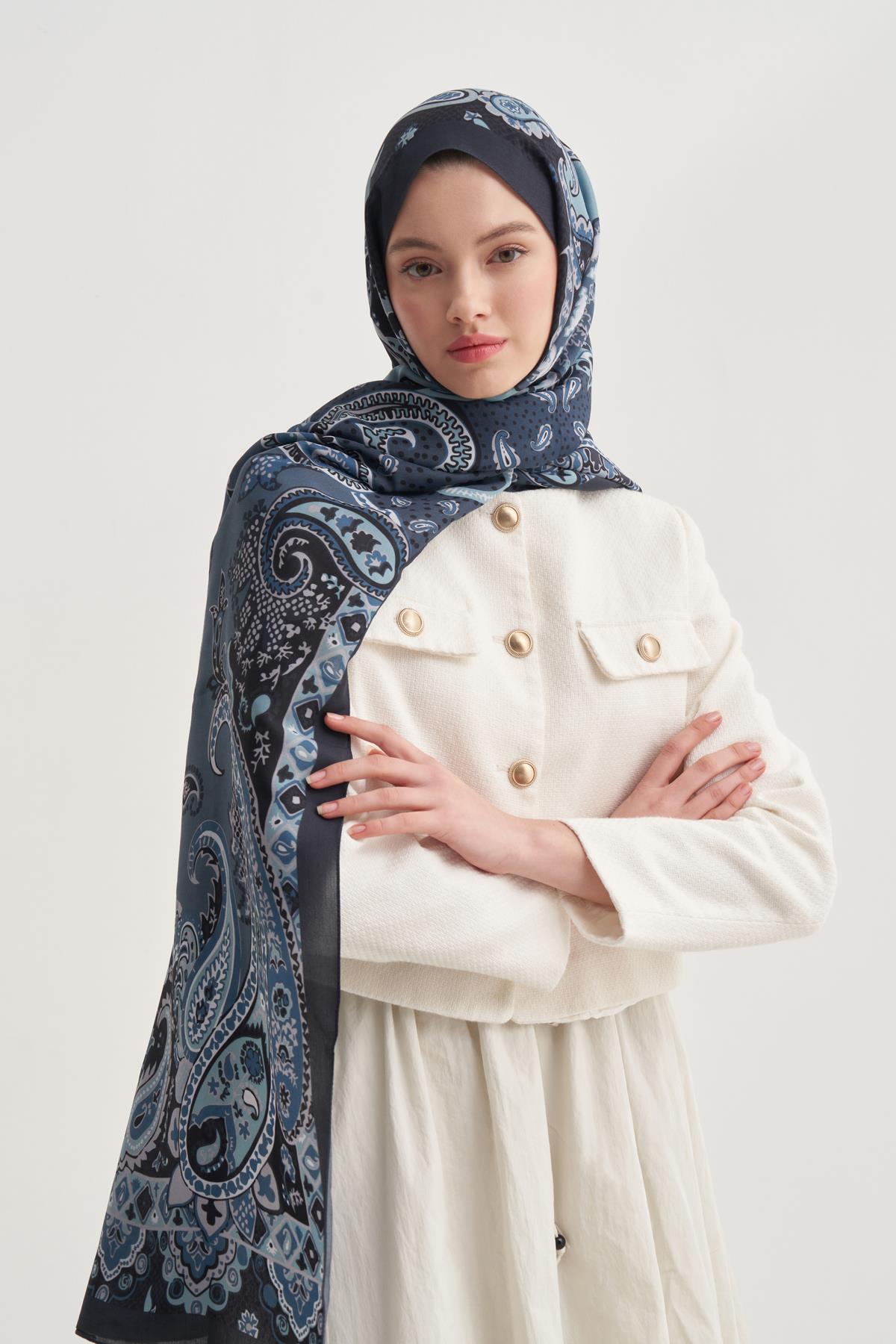 Liora Lacivert Nilla Pamuklu Şal