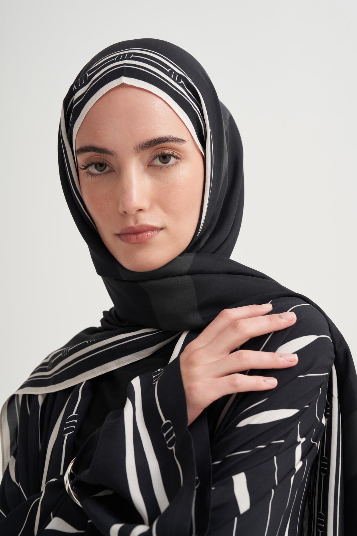 Zyra Monogram Floş Şal Siyah