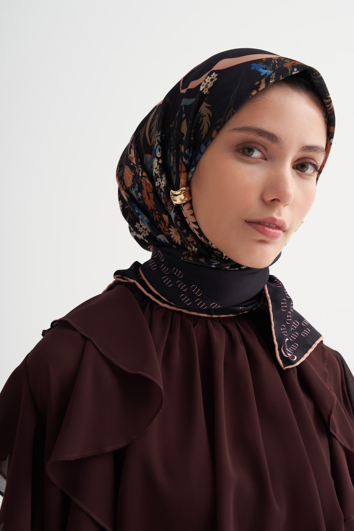 Buqet Mürdüm Twill Eşarp