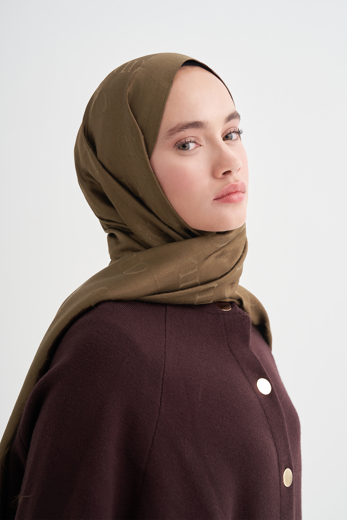 Monogram Desen Liora Pamuk Şal Ceviz