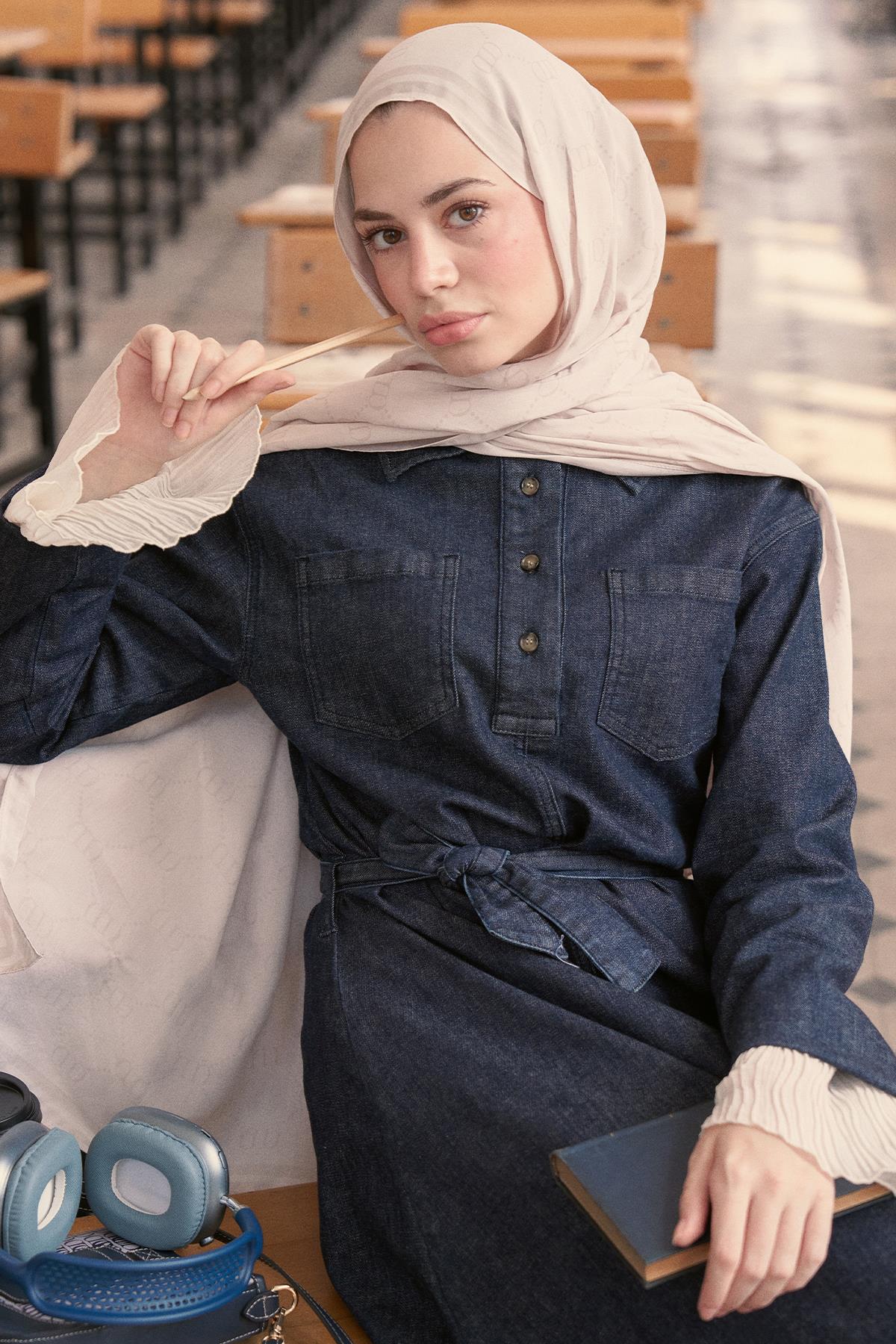 Grace Monogram Floş Şal Bej