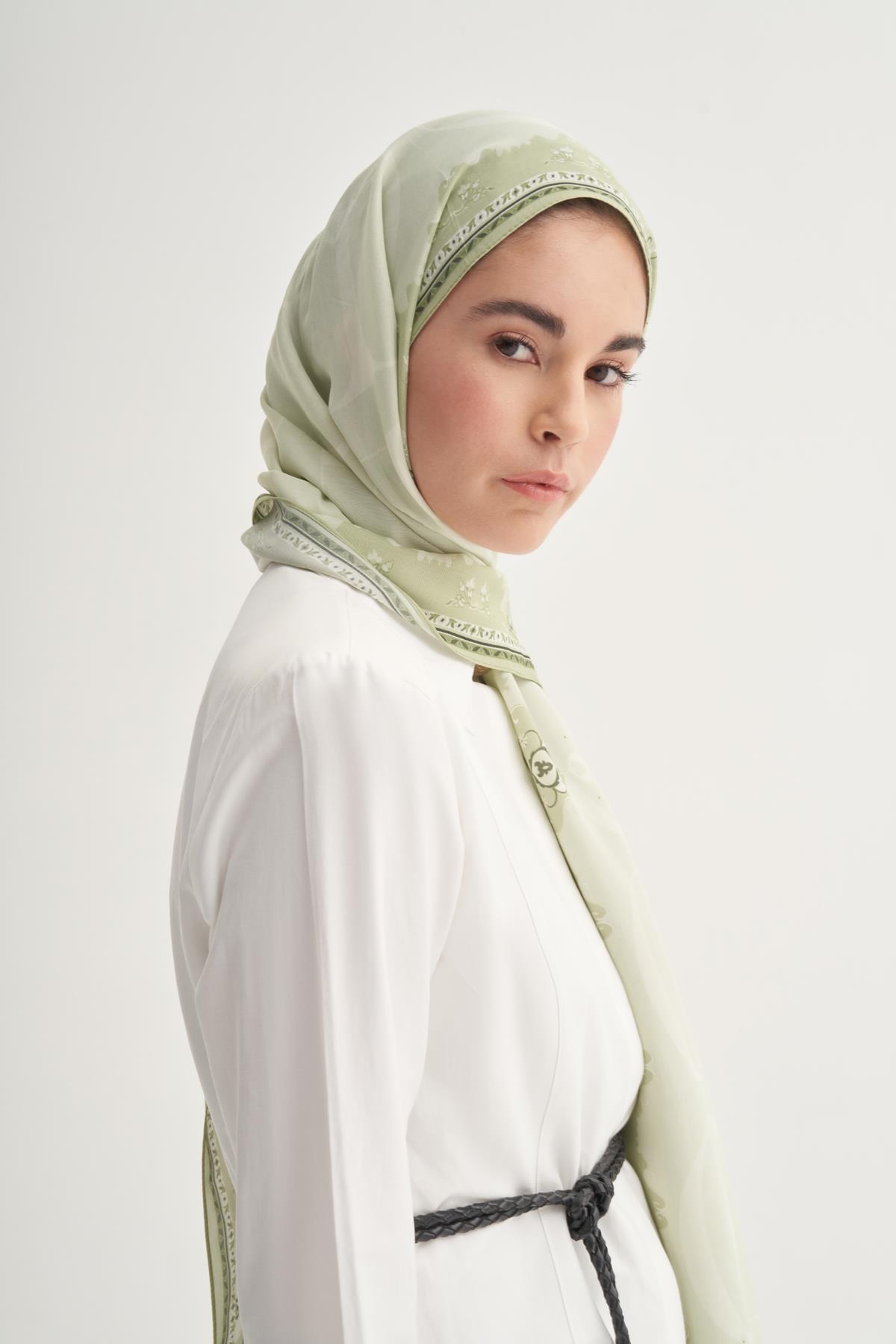 Luxe Monogram Floş Şal Soft Yeşil