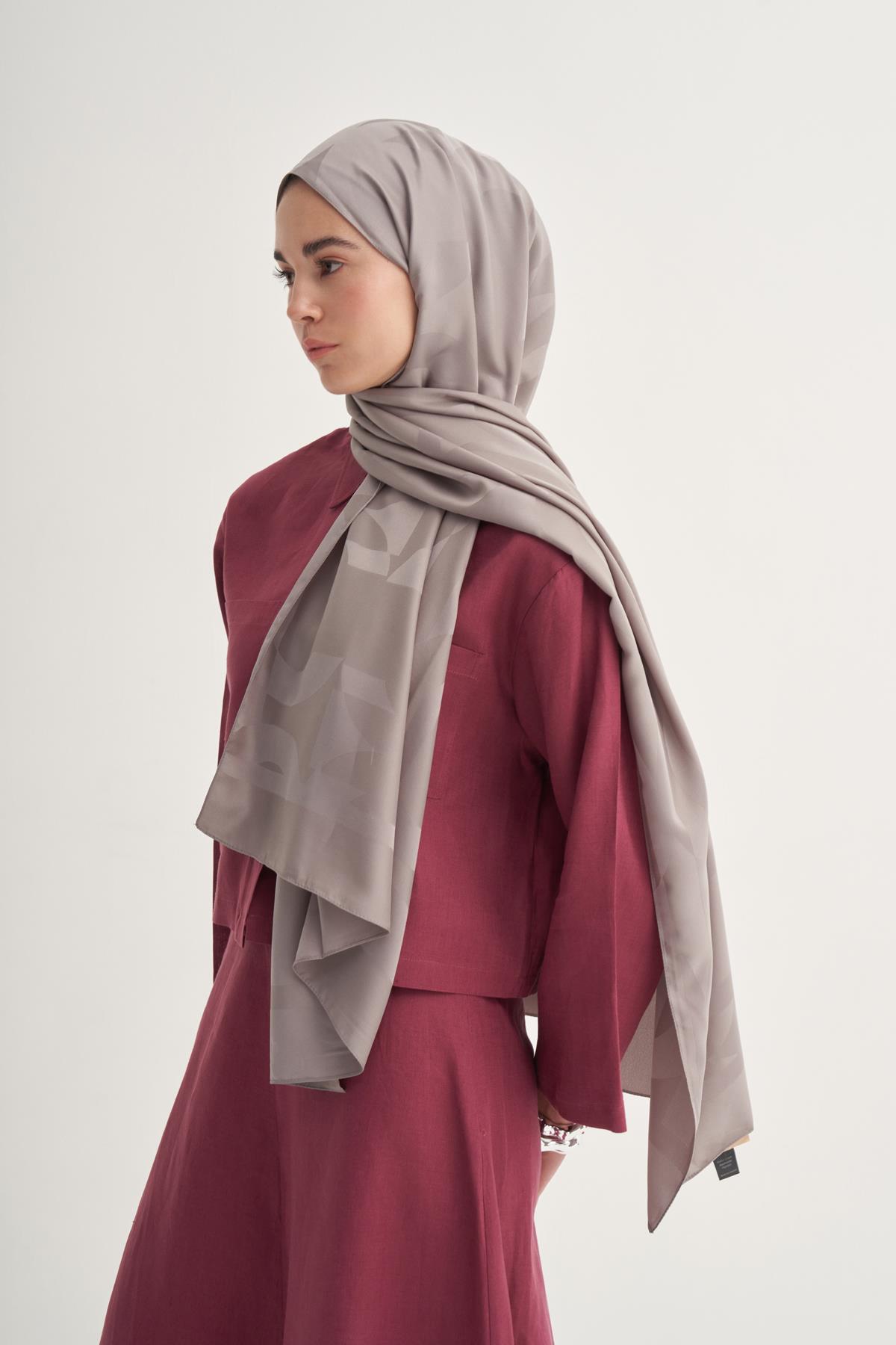 C Desen Monogram Pamuk İpek Şal Küllü Gri