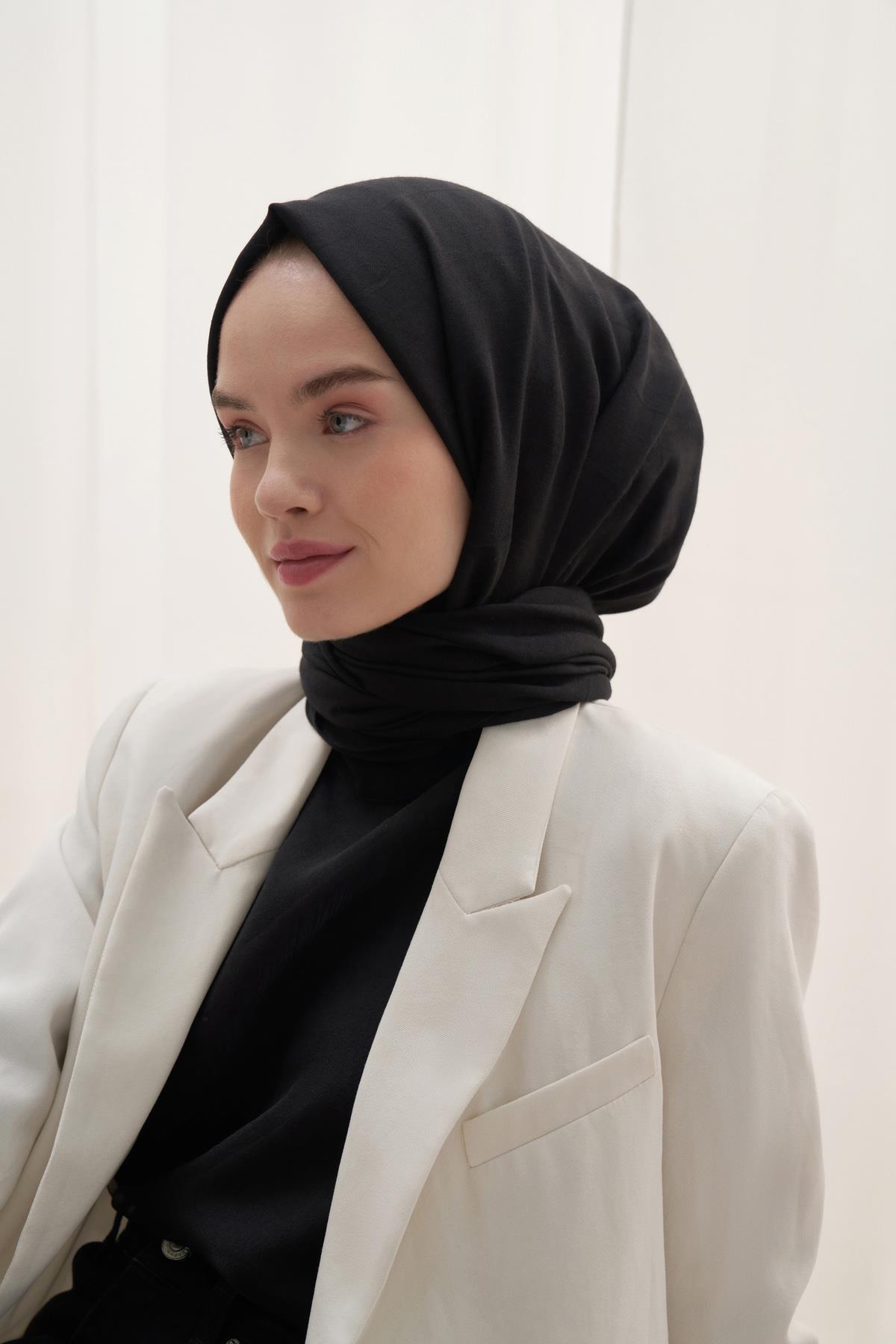 Antik Desen Pamuk İpek Şal Siyah