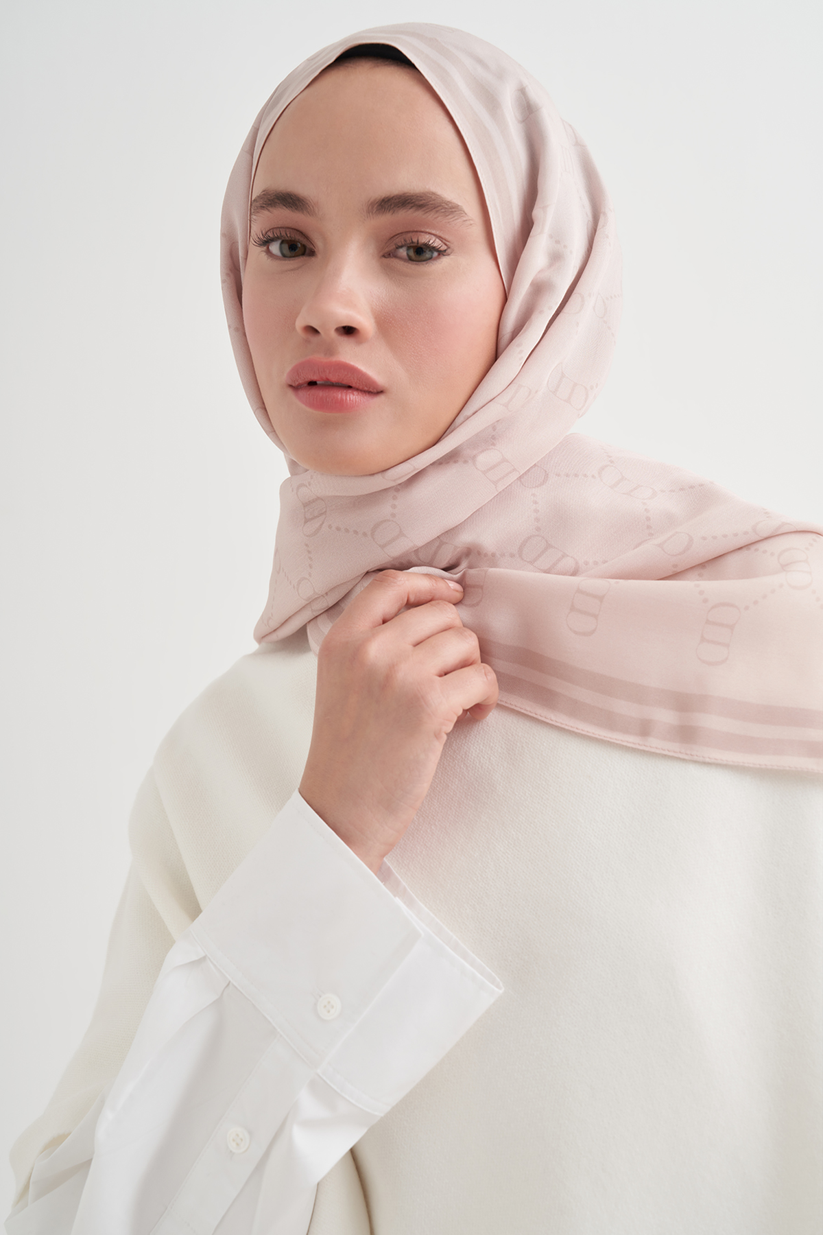 Grace Monogram Floş Şal Krem