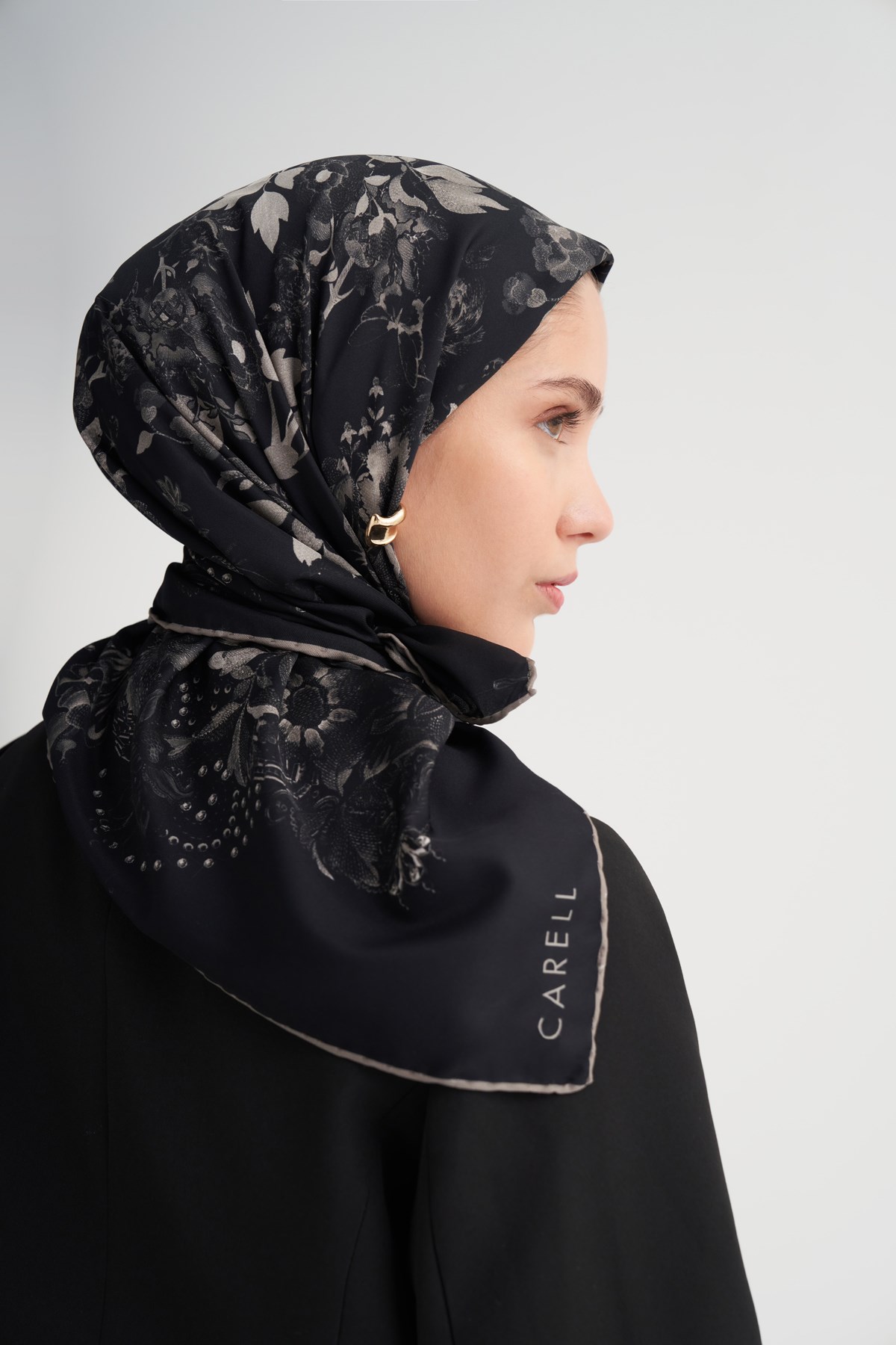 Lumea Siyah Twill Eşarp