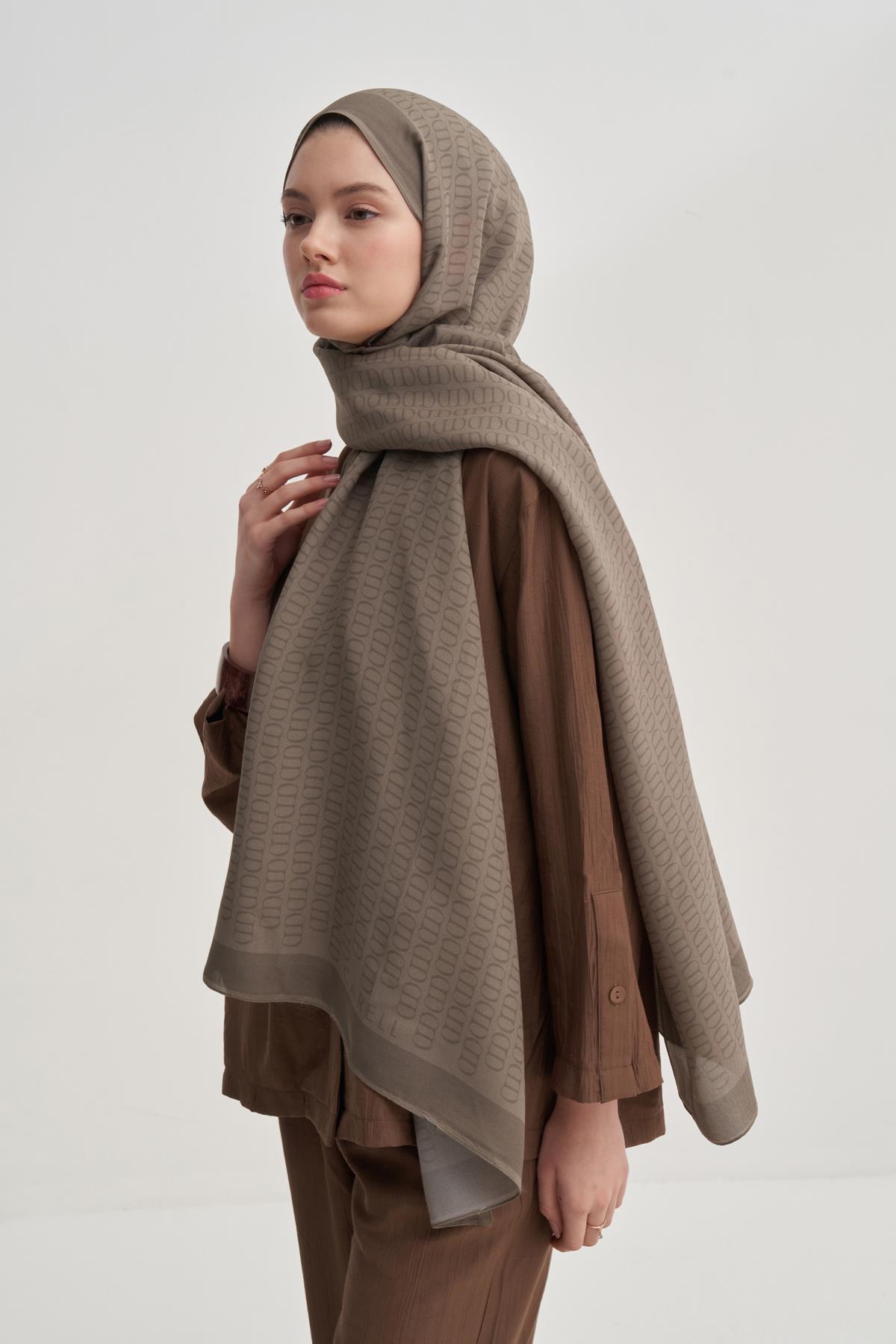 Vector Monogram Floş Şal Soft Kahve