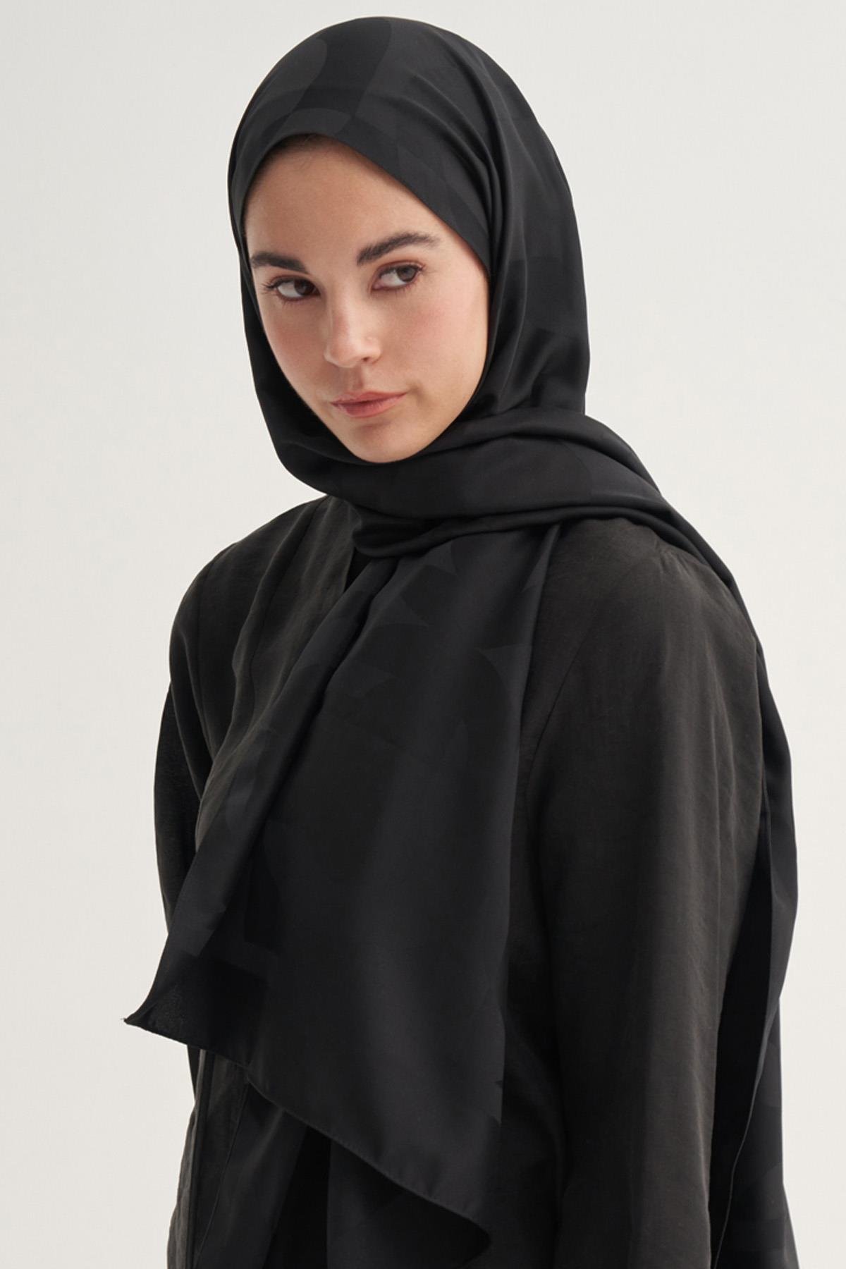 C Desen Monogram Pamuk İpek Şal Siyah